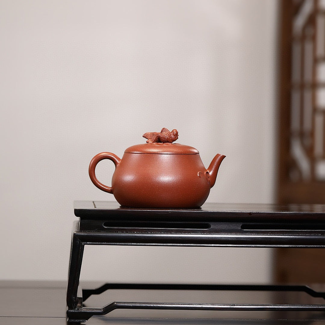 Guan Yu 190cc - Yixing Handmade Teapot 江苏宜兴