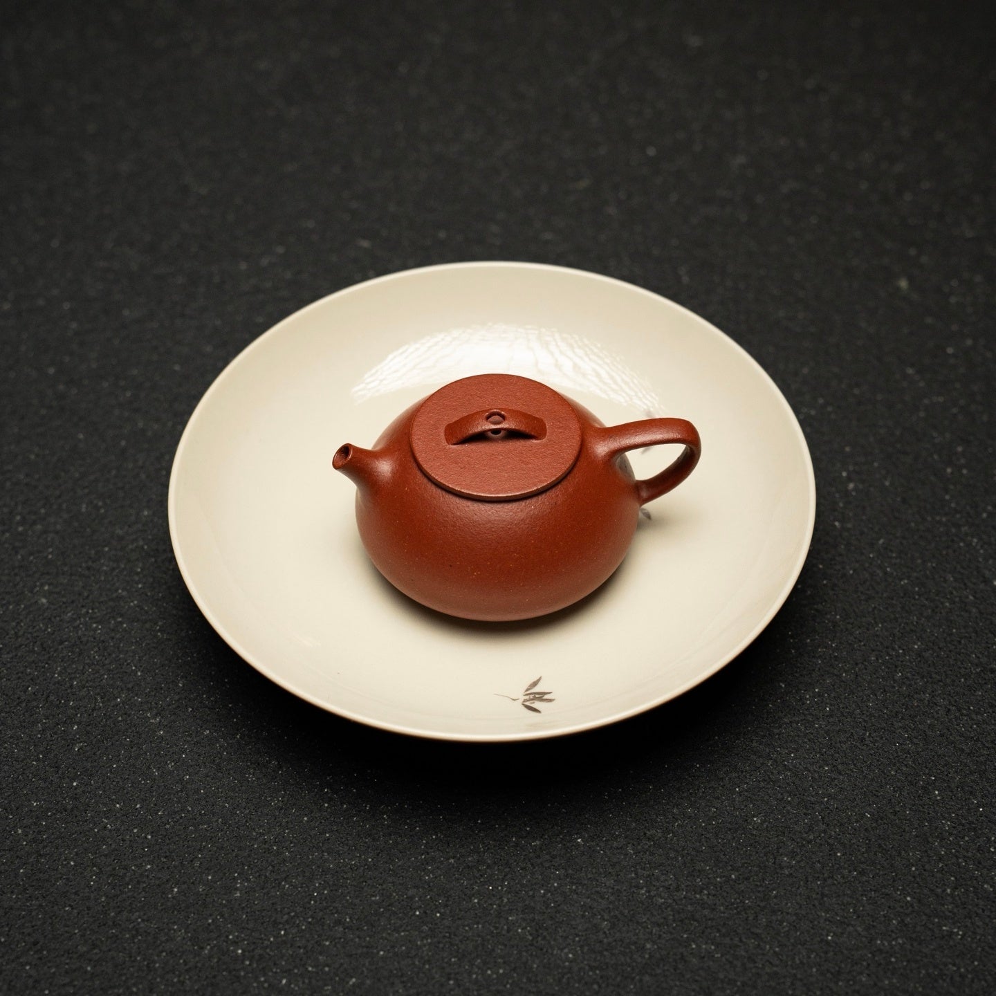 Ru Yi Piao 75cc - Yixing Handmade Teapot 江苏宜兴