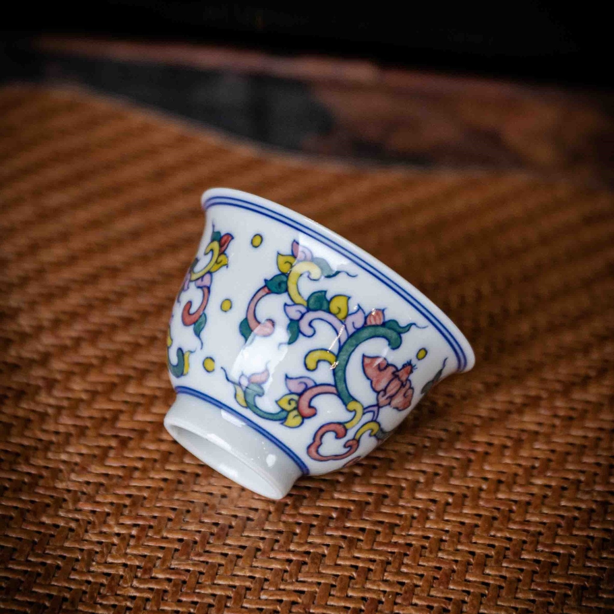 Wu Cai Ru Yi 75cc - Jing De Zhen Porcelain Gaiwan - zycs_China