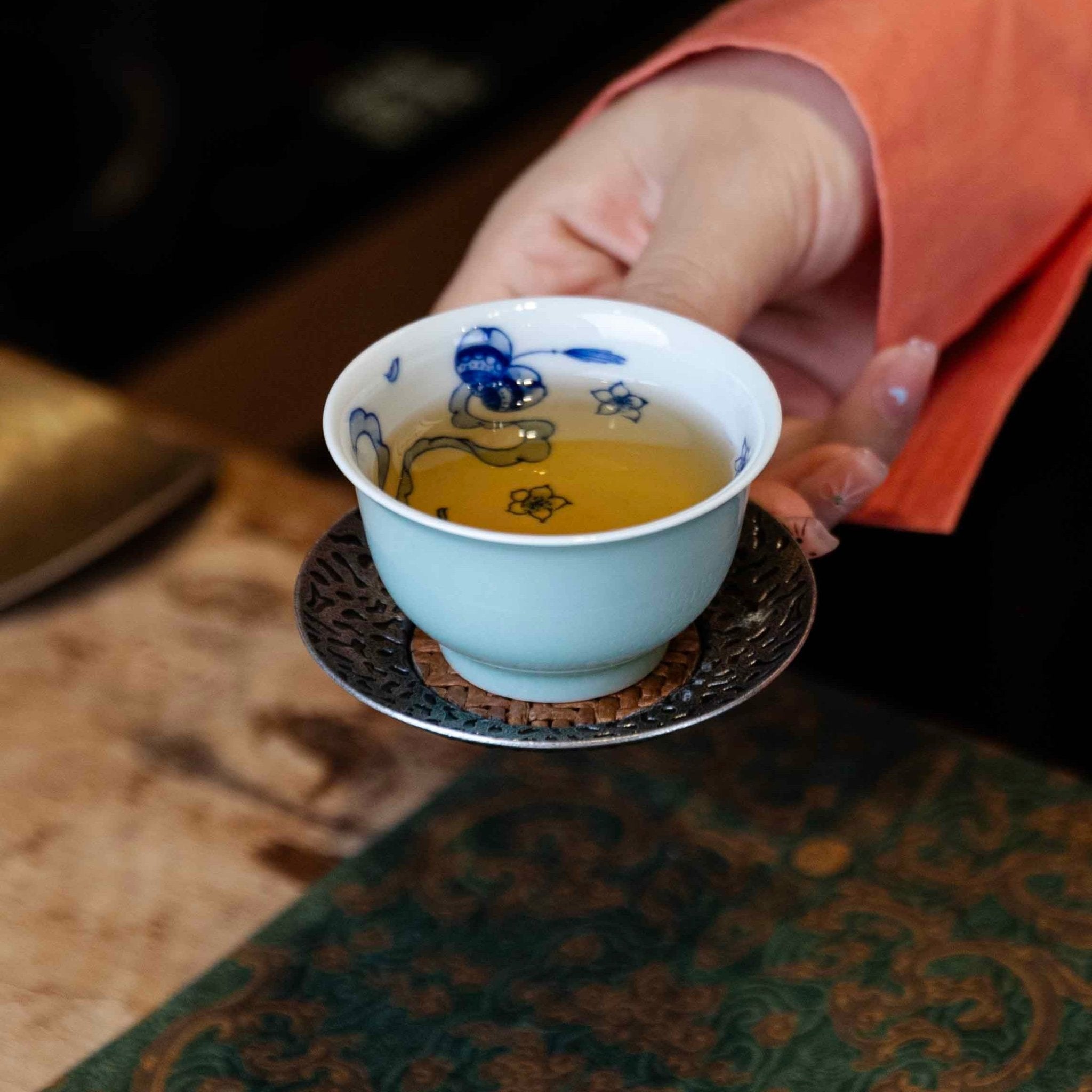 Xiu Qiu Hua 120cc - Jing De Zhen Porcelain Gaiwan - zycs_China