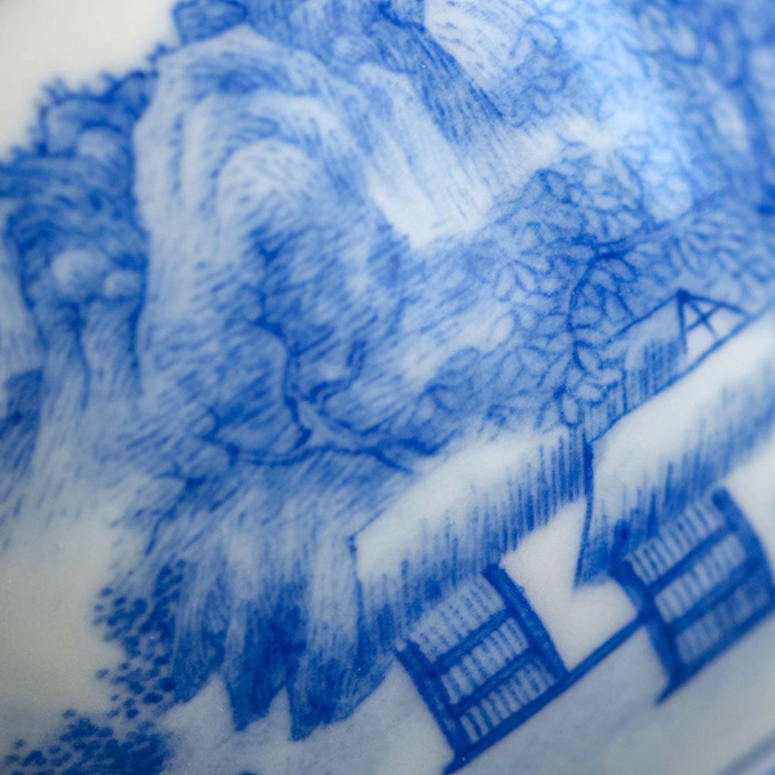 Nei Wai Shan Cun Ren Jia - Jing De Zhen Porcelain Gaiwan zycschina
