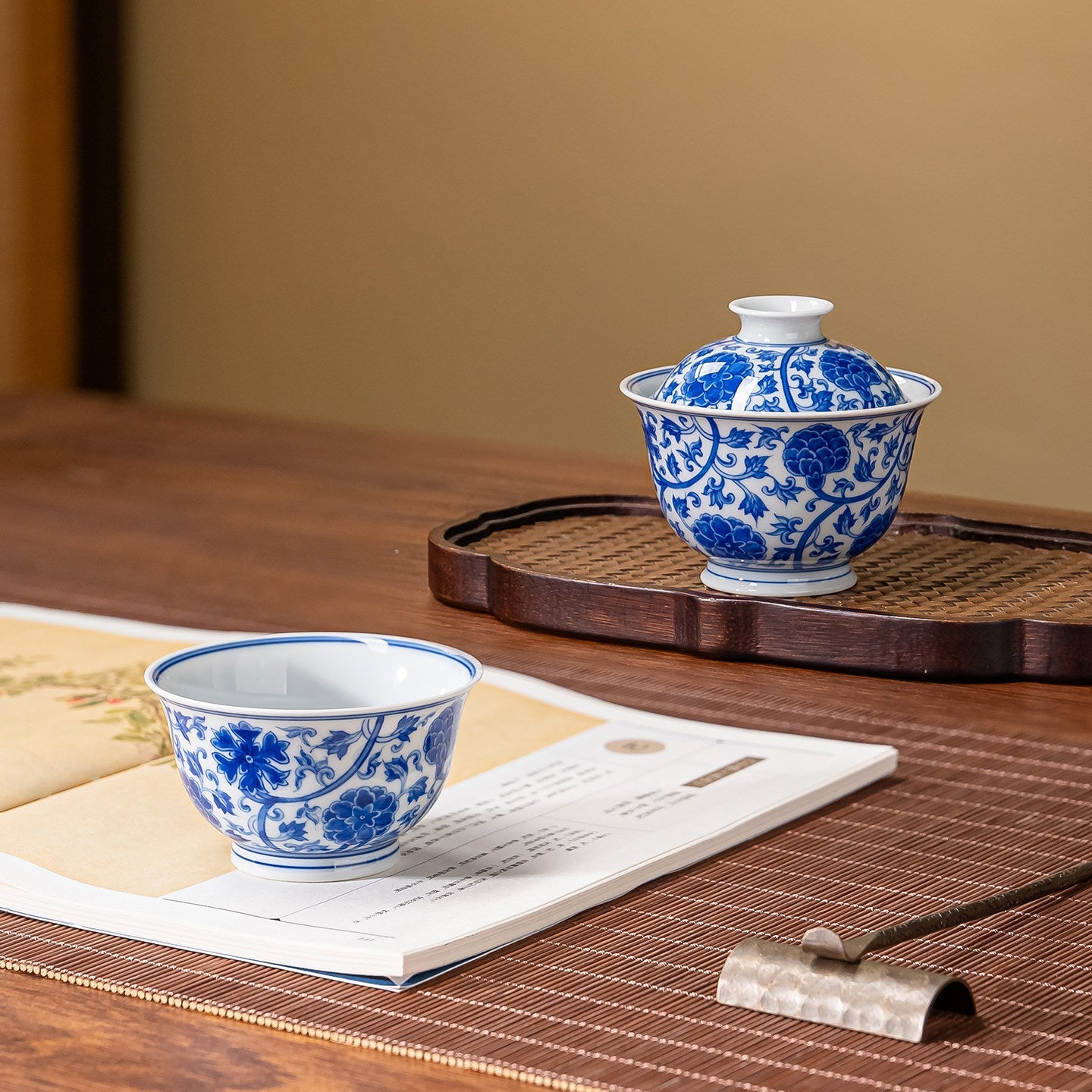 Chan Zhi Mu Dan 150cc - Jing De Zhen Porcelain Gaiwan zycschina