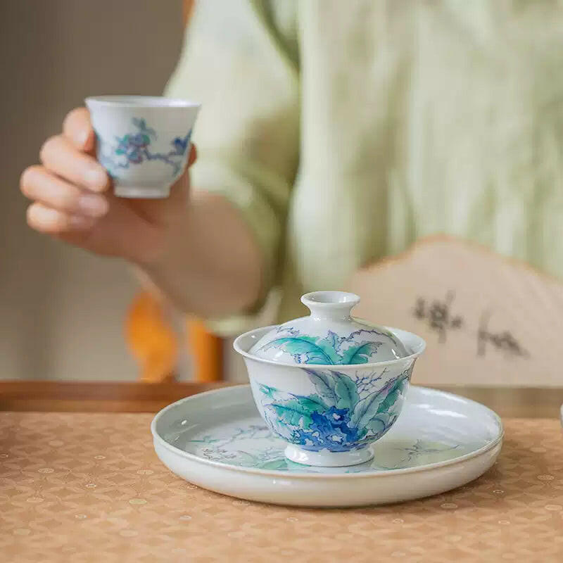 Tai Hu Shi Ba Jiao Cui Niao - Jing De Zhen Porcelain Gaiwan zycschina
