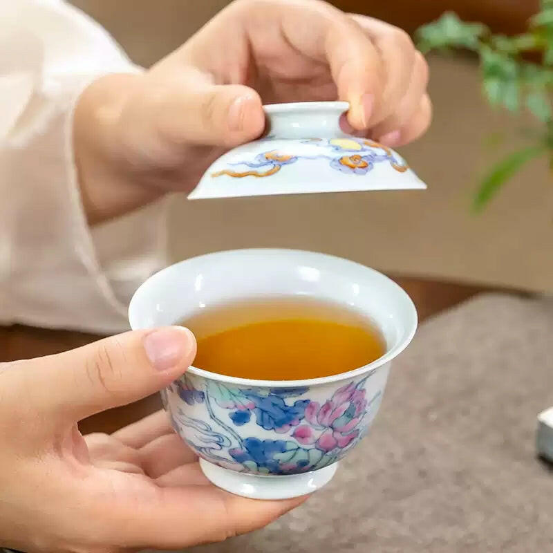 He Hua Lian Chi - Jing De Zhen Porcelain Gaiwan zycschina