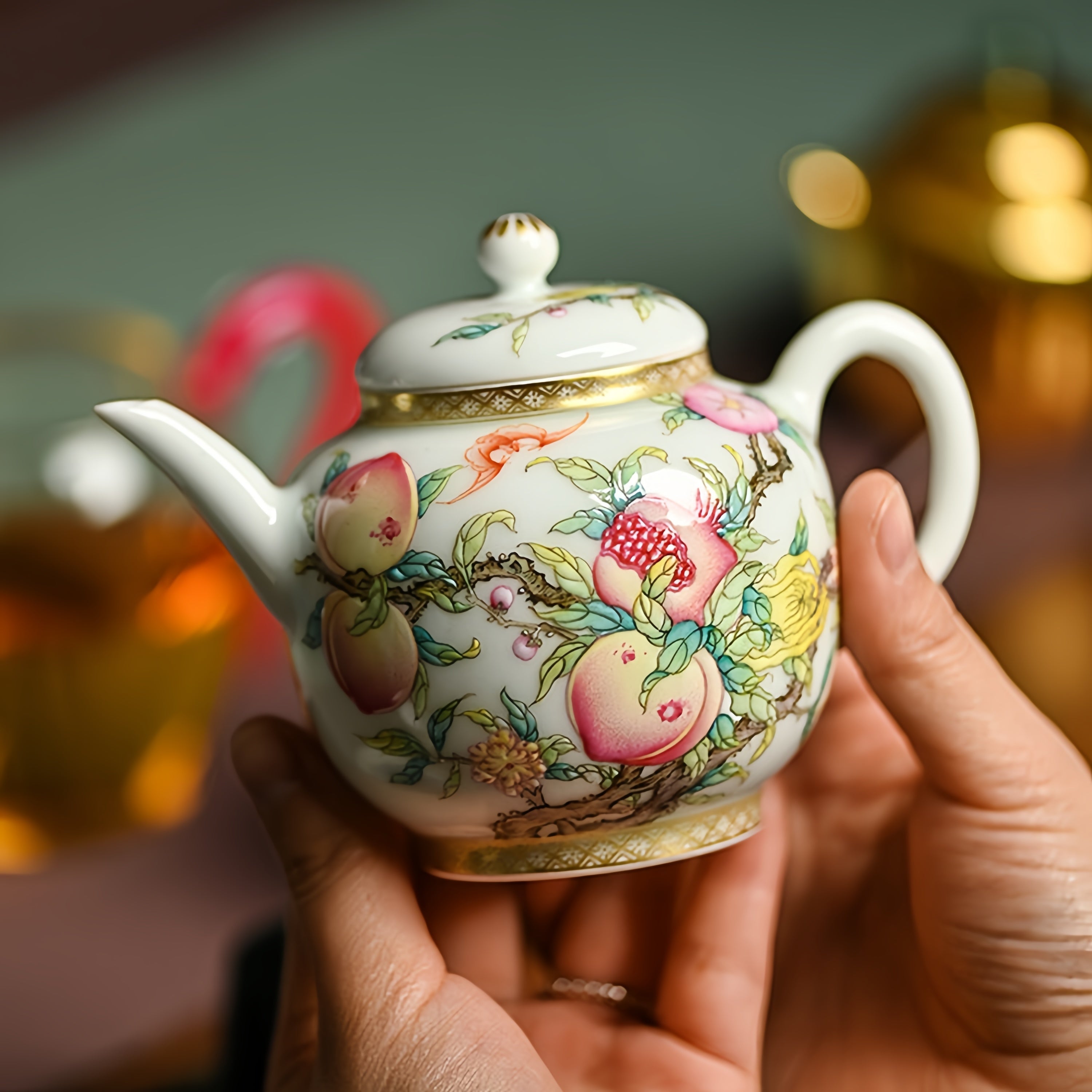 San Duo Shou Tao 220cc - Jing De Zhen Porcelain Teapot zycschina