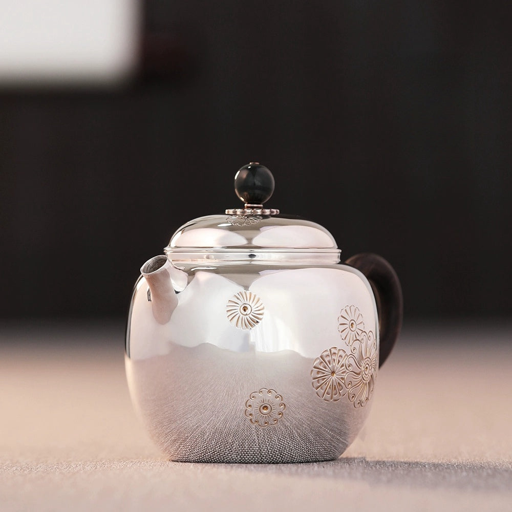 Pi Qiu Hua 200cc - Handmade silver pot zycschina