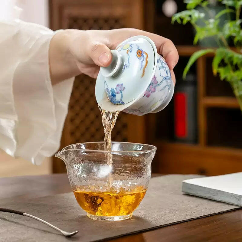 He Hua Lian Chi - Jing De Zhen Porcelain Gaiwan zycschina