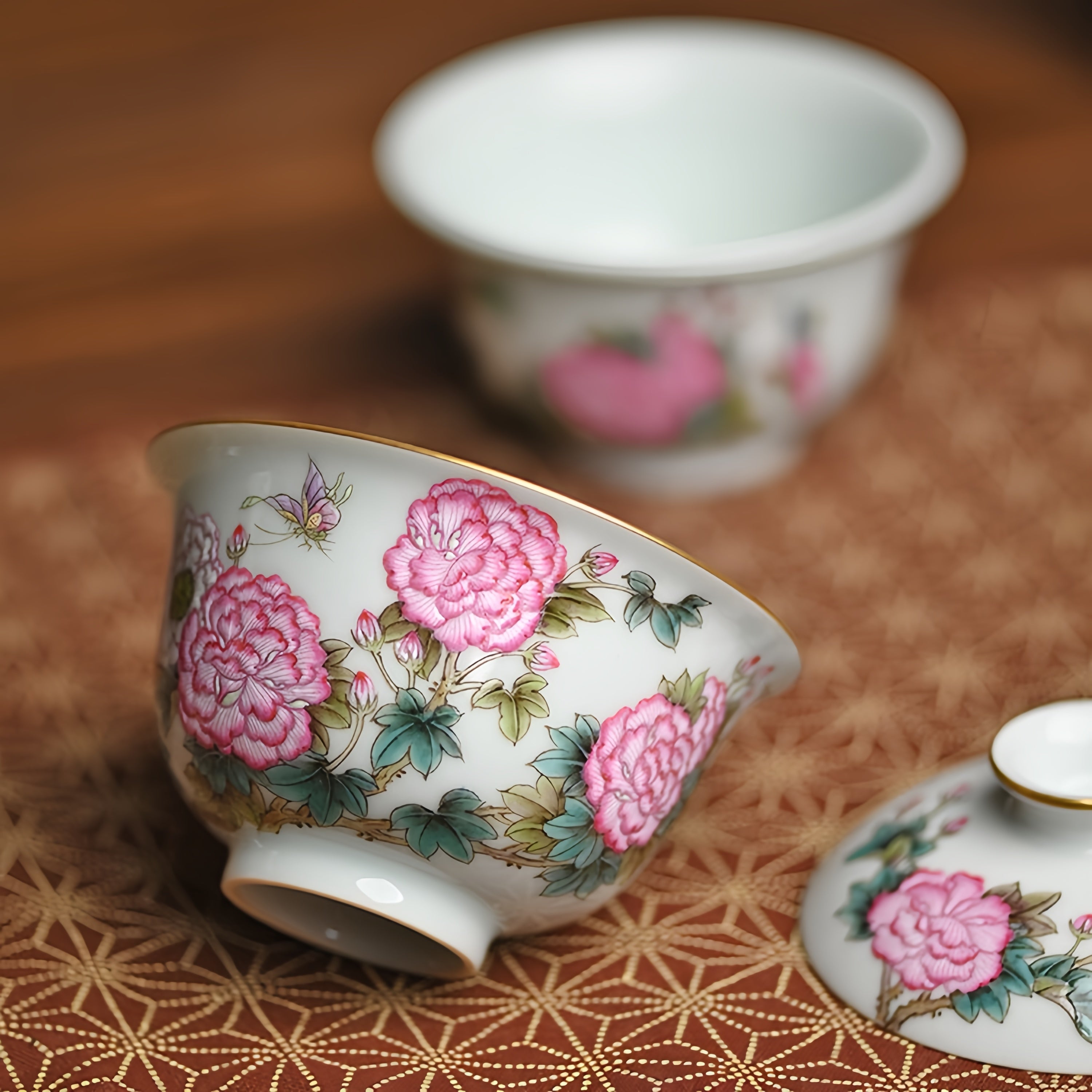 Fu Rong Hua 160cc - Jing De Zhen Porcelain Gaiwan zycschina