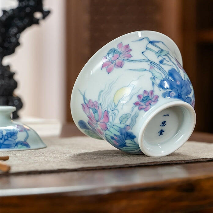 He Hua Lian Chi - Jing De Zhen Porcelain Gaiwan zycschina