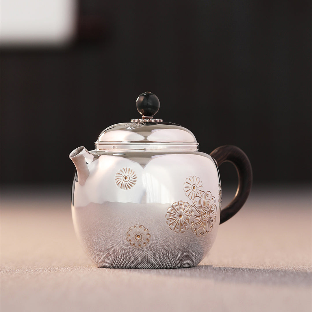 Pi Qiu Hua 200cc - Handmade silver pot zycschina