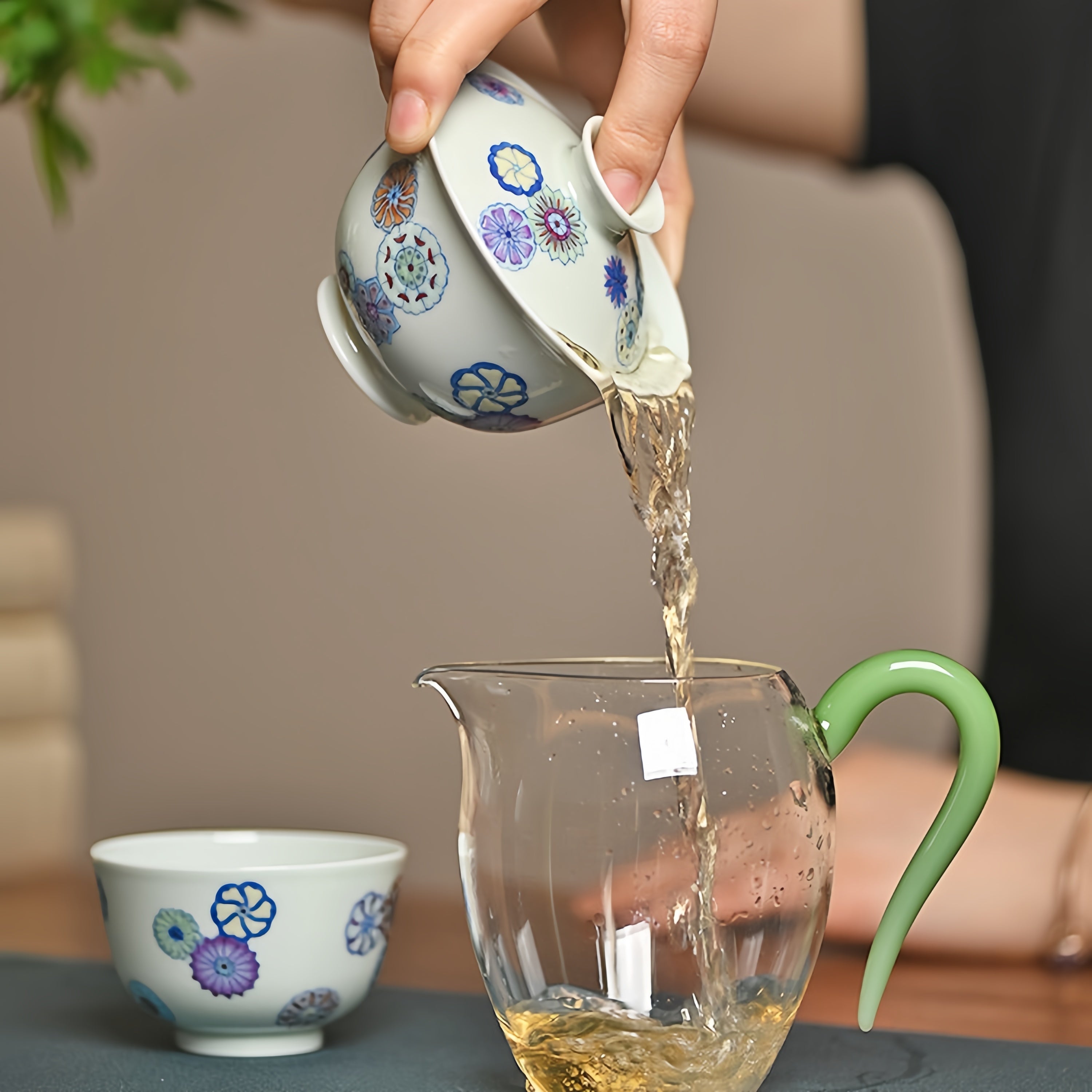 Pi Qiu Hua 155cc - Jing De Zhen Porcelain Gaiwan zycschina