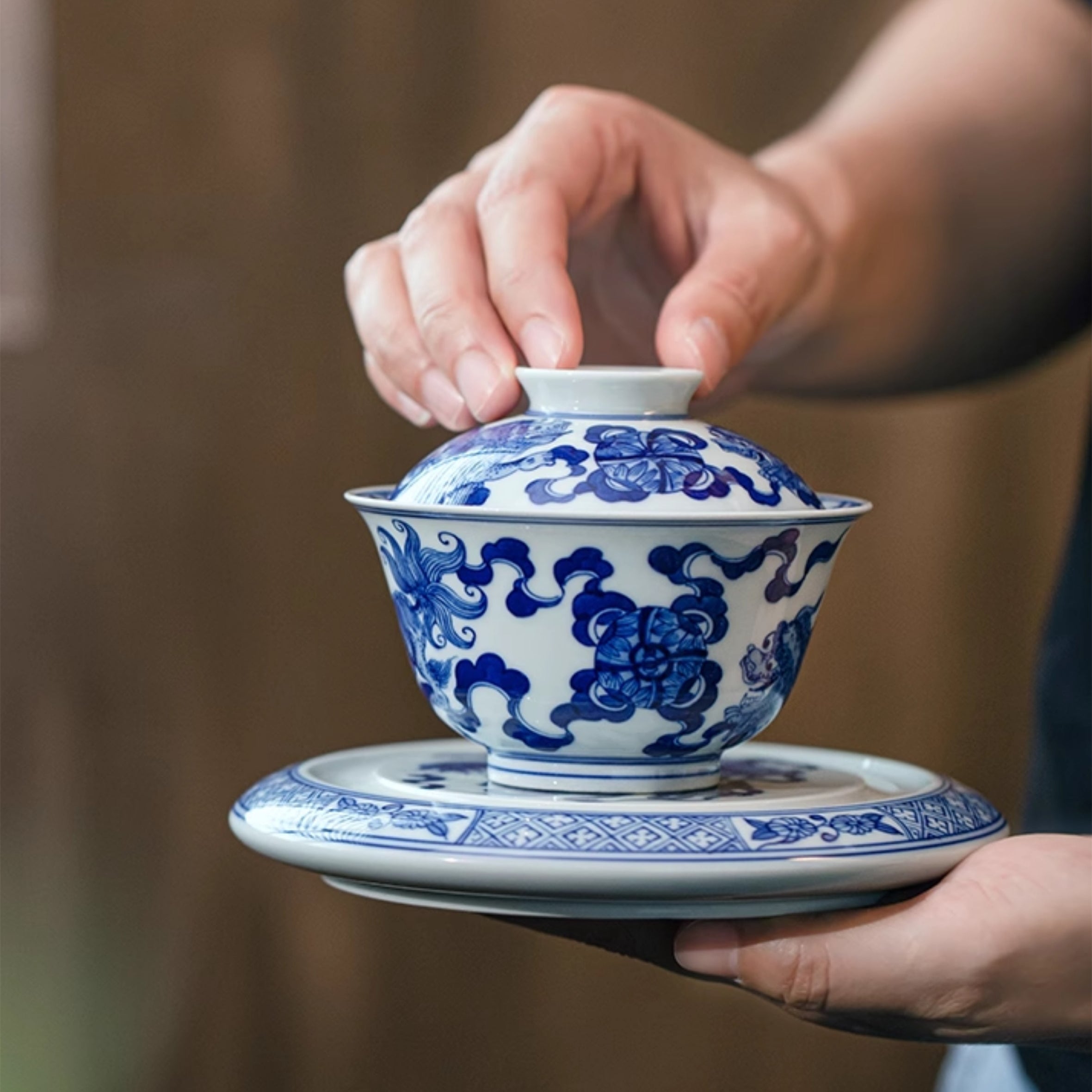 Shi Zi Xiu Qiu - Jing De Zhen Porcelain Gaiwan zycschina