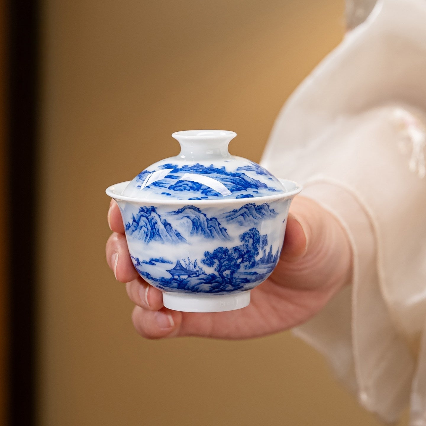 Shan Shui 100cc - Jing De Zhen Porcelain Gaiwan zycschina