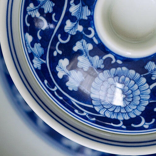 Lan Di Chan Zhi Ju Wen - Jing De Zhen Porcelain Gaiwan zycschina