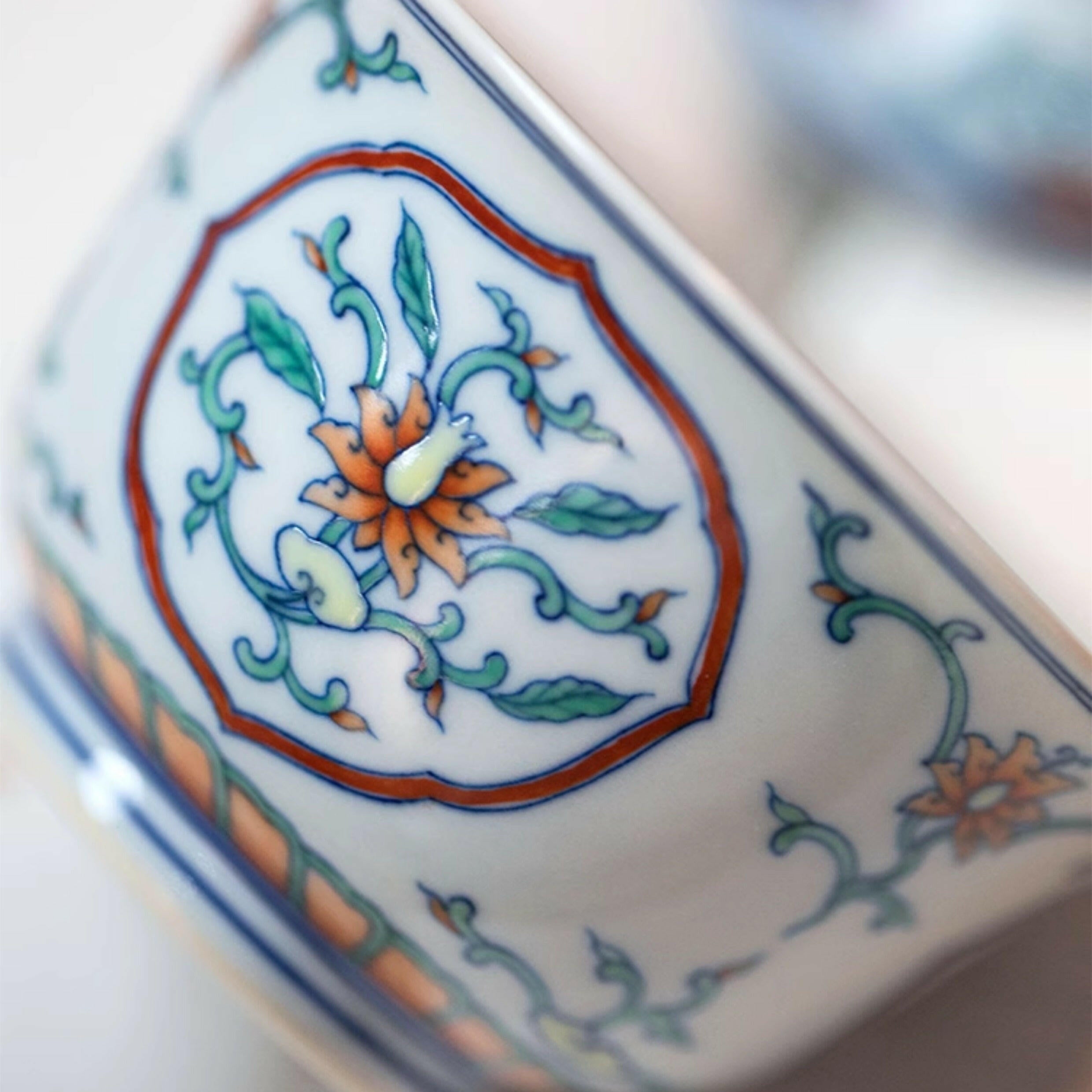 Ru Yi Kai Chuang Hua Hui - Jing De Zhen Porcelain Gaiwan zycschina