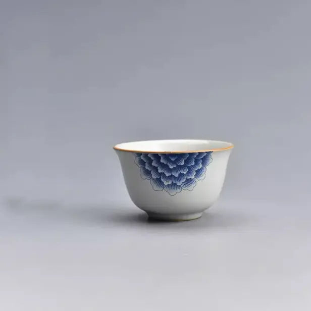 Hand-painted white porcelain purple sand cup-50cc 江苏宜兴