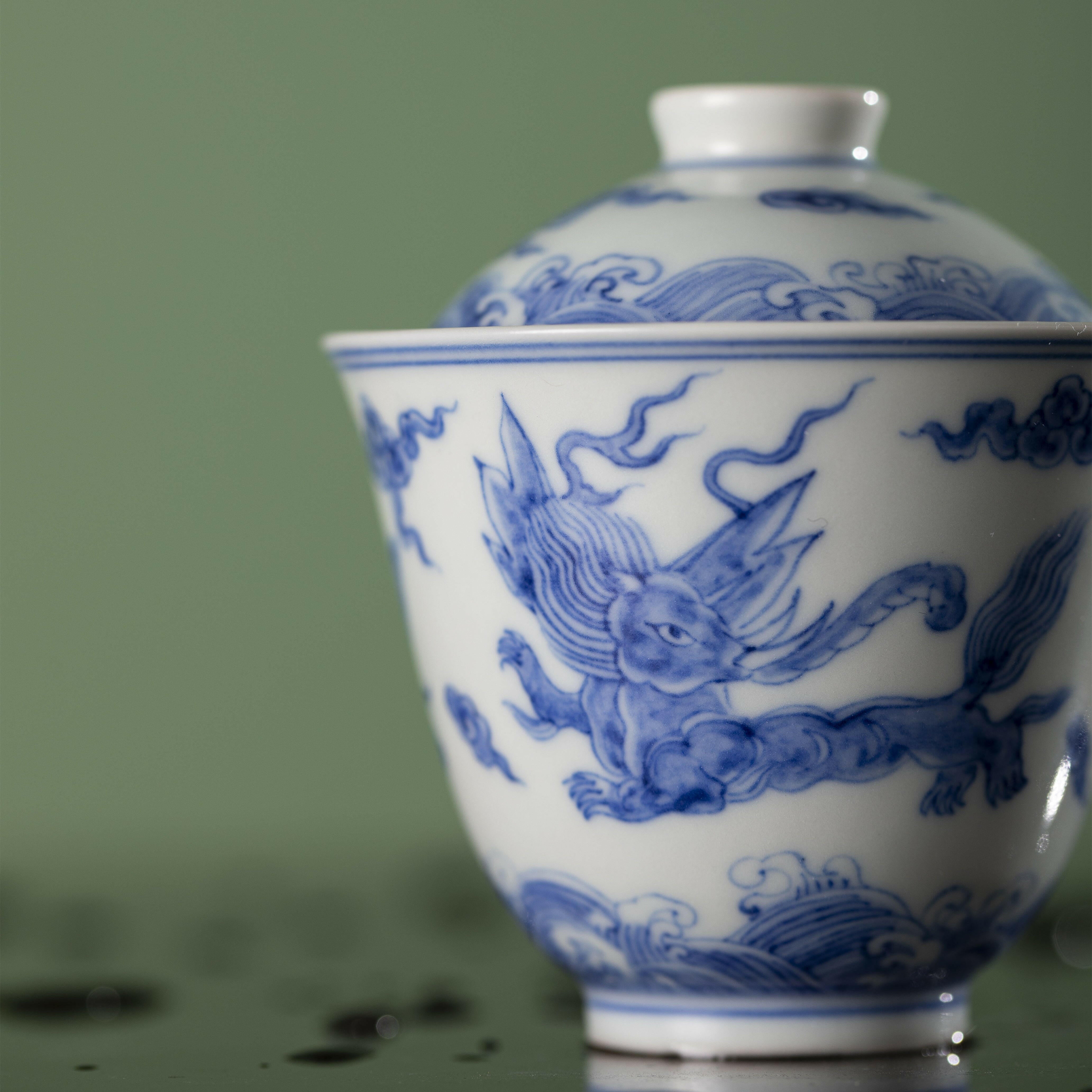 Hai Shui Rui Shou - Jing De Zhen Porcelain Gaiwan zycschina