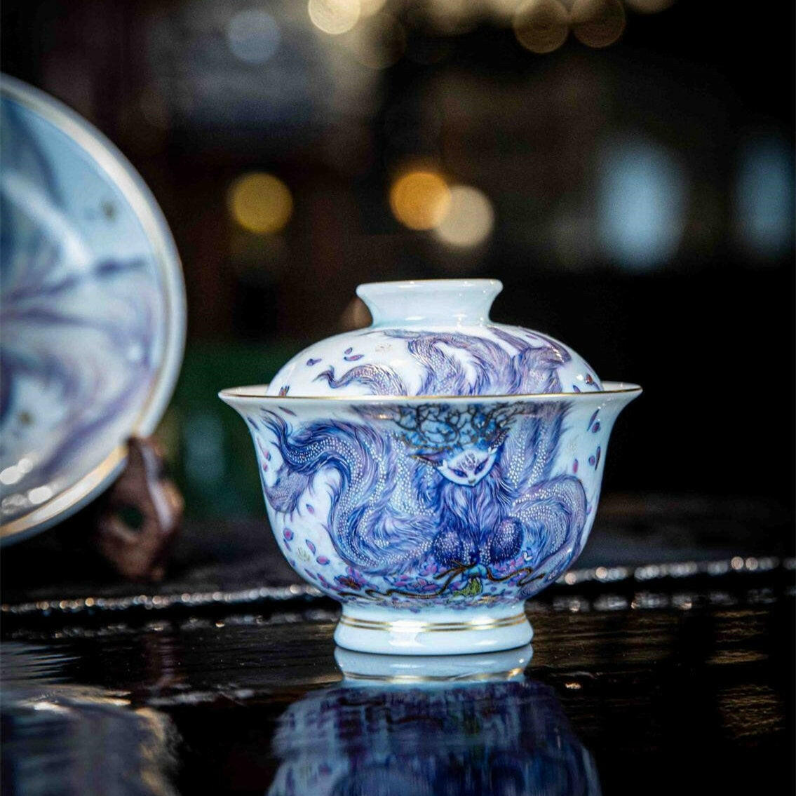 Jiu Wei Hu - Jing De Zhen Porcelain Gaiwan zycschina