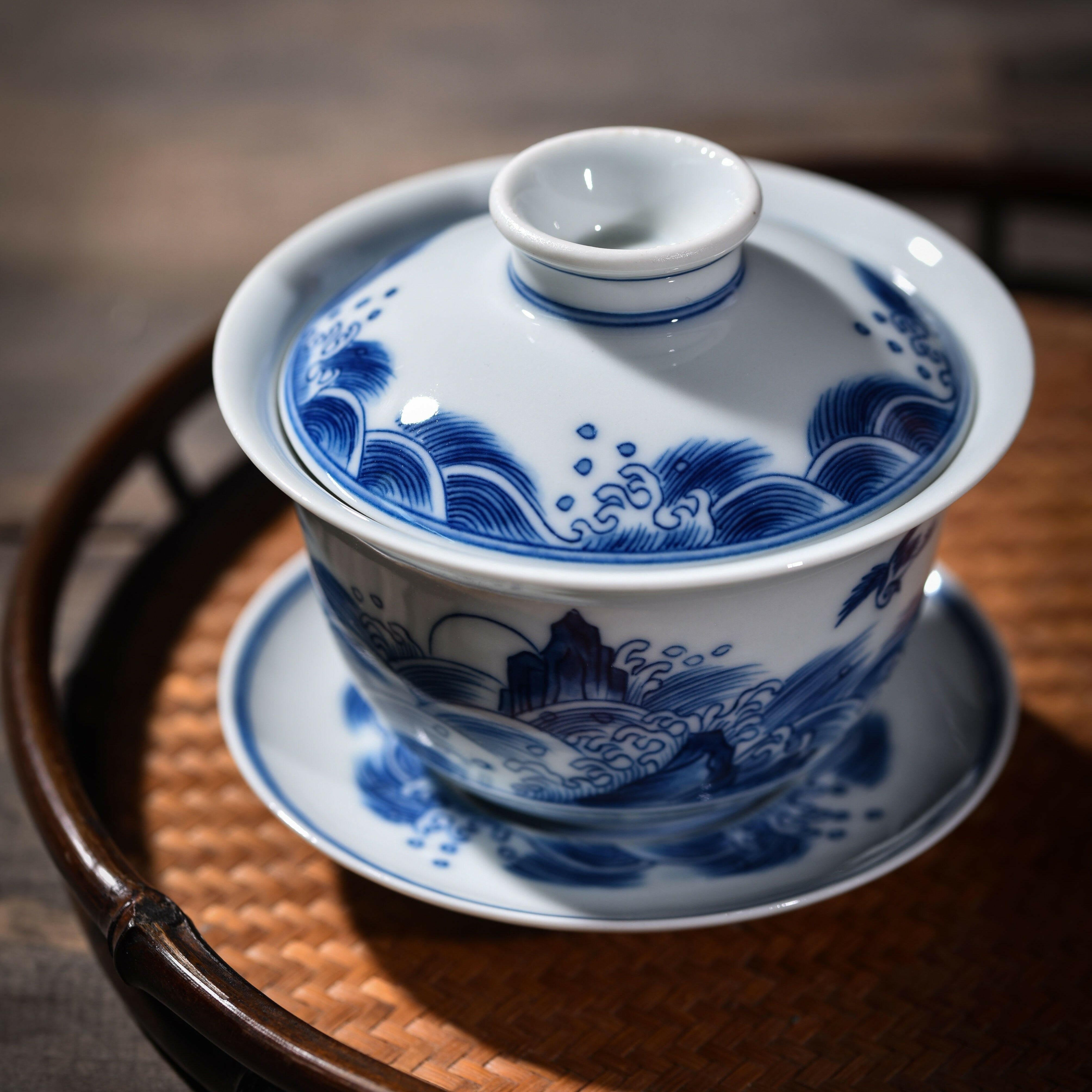 Hai Wu Tian Chou - Jing De Zhen Porcelain Gaiwan zycschina