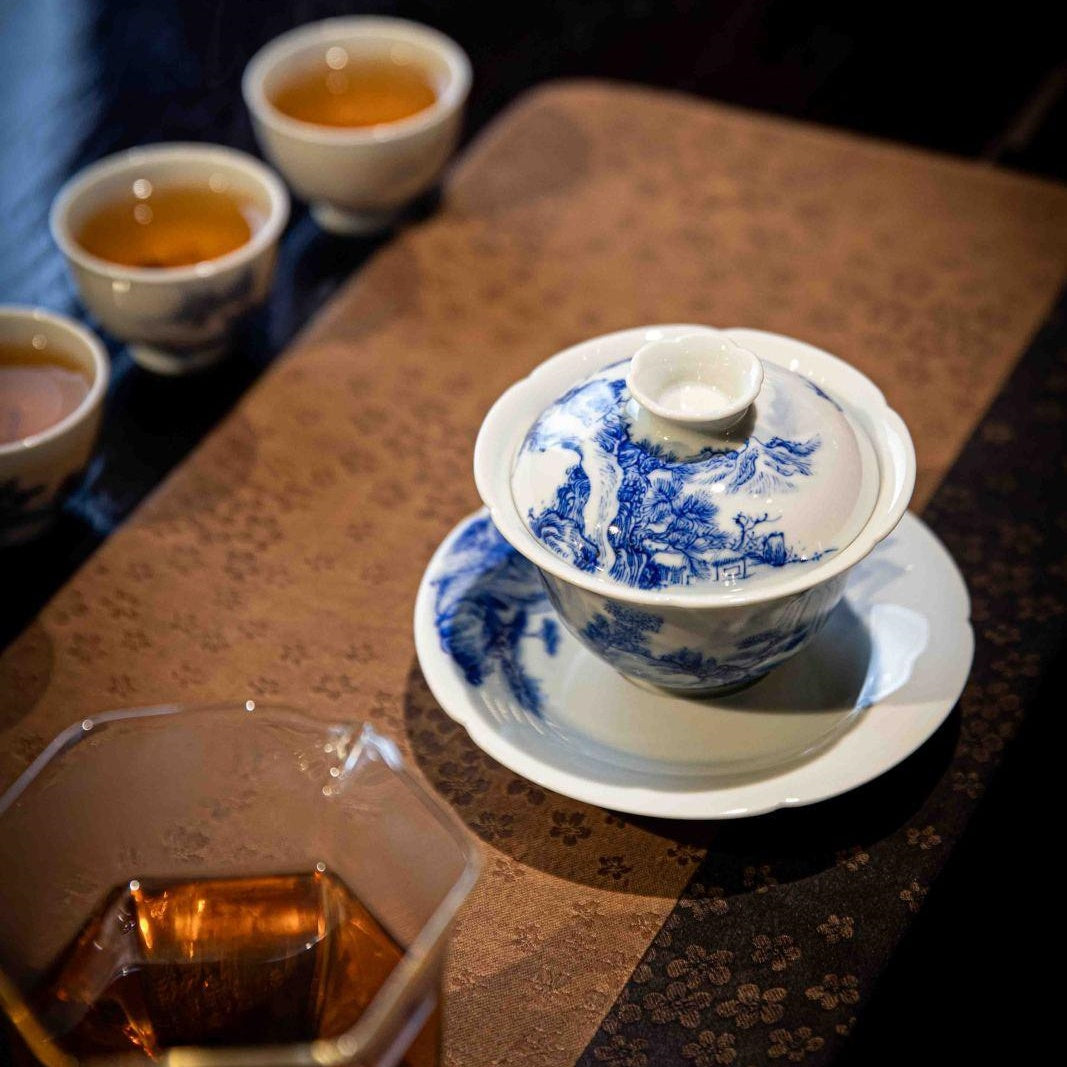 Shan Shui - Jing De Zhen Porcelain Gaiwan zycschina