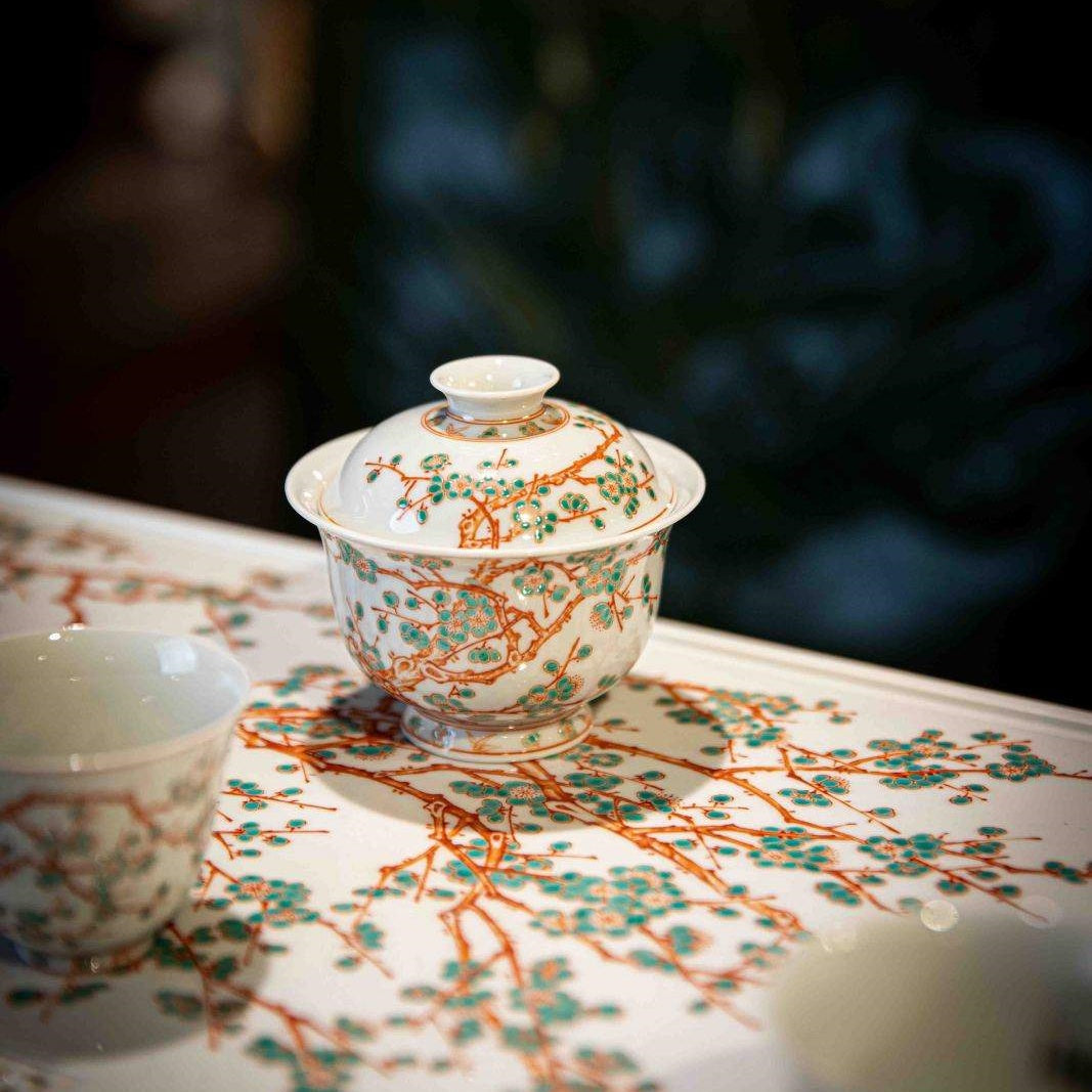 Zhu Song Mei - Jing De Zhen Porcelain Gaiwan zycschina