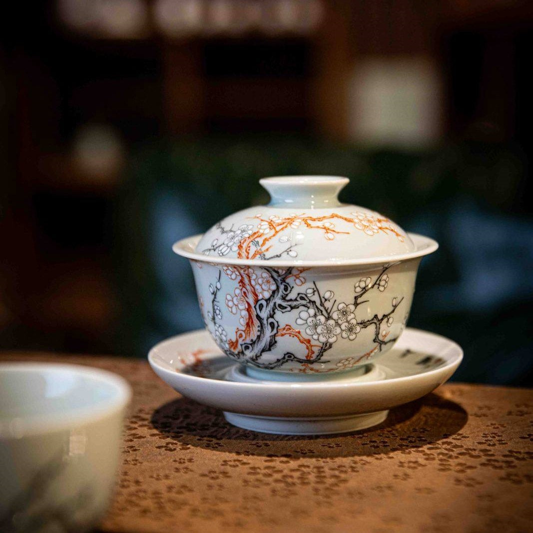 Mei Hua - Jing De Zhen Porcelain Gaiwan zycschina