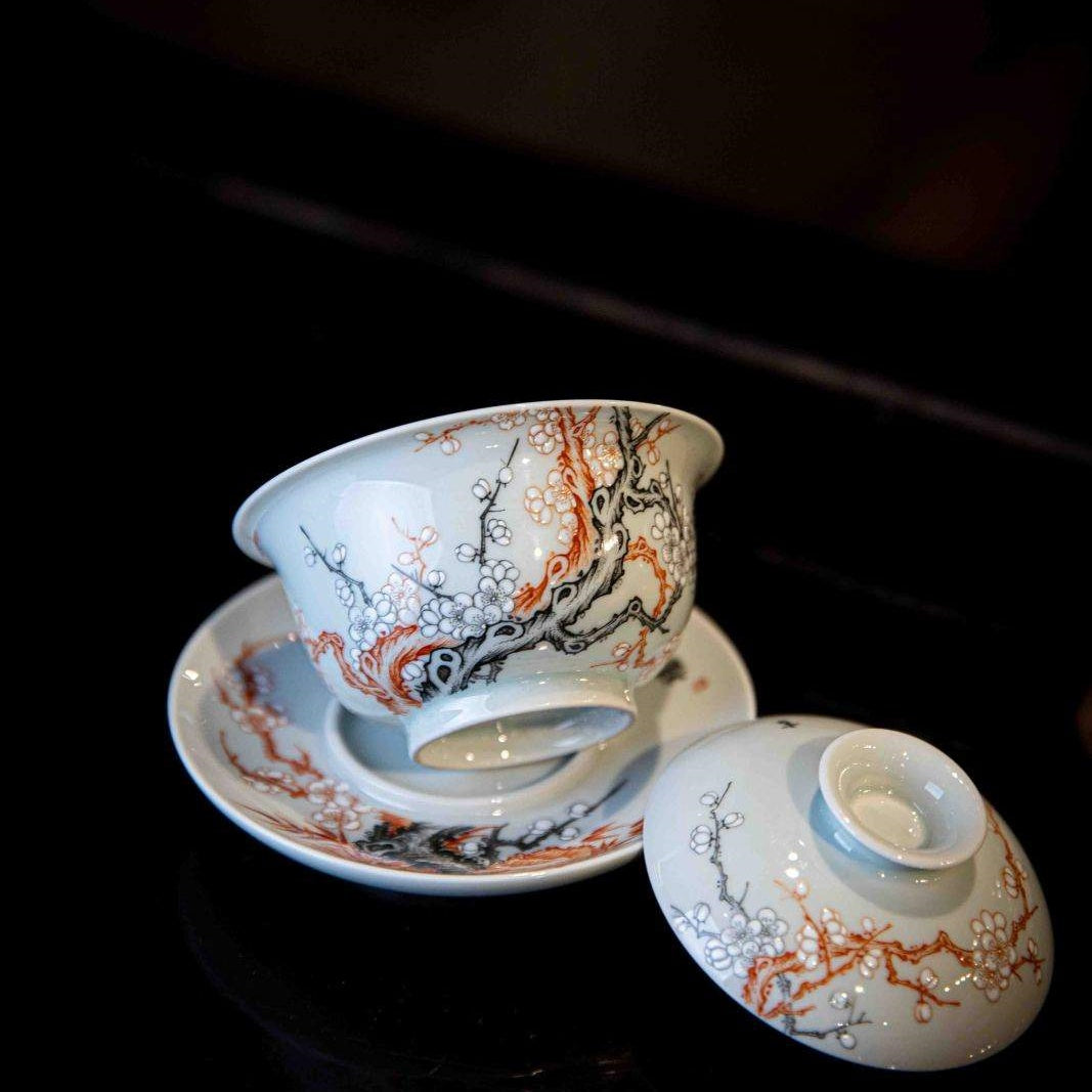 Mei Hua - Jing De Zhen Porcelain Gaiwan zycschina