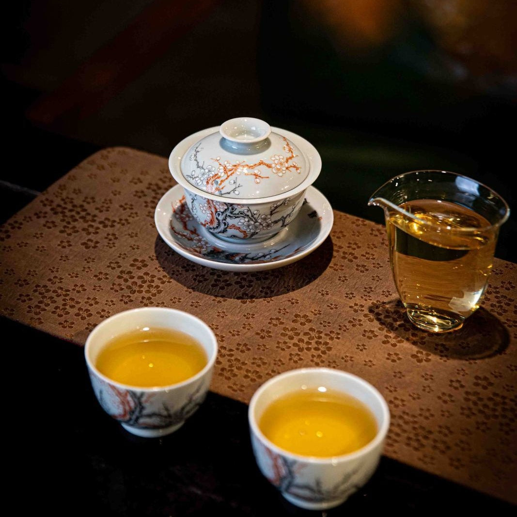 Mei Hua - Jing De Zhen Porcelain Gaiwan zycschina