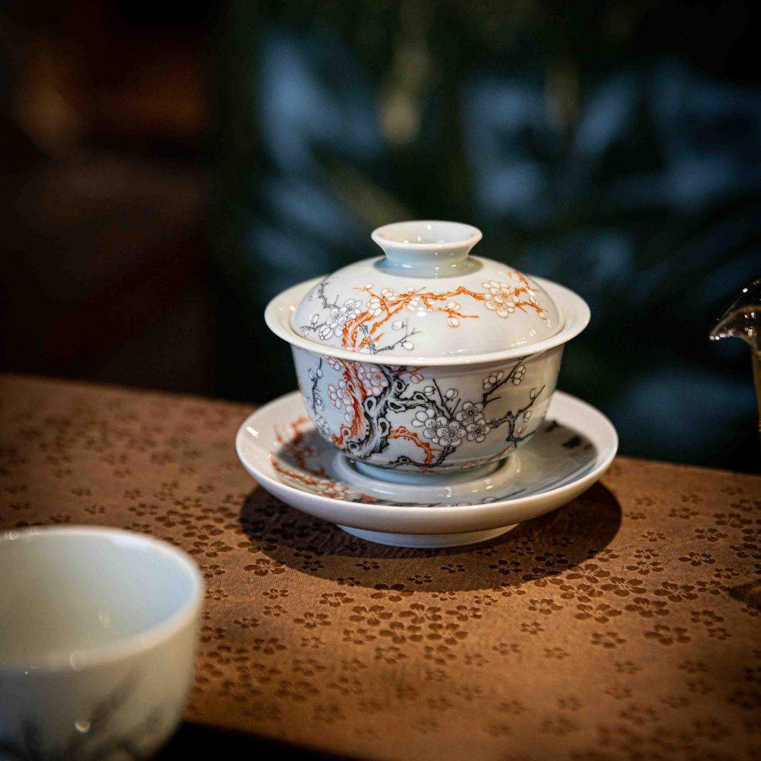 Mei Hua - Jing De Zhen Porcelain Gaiwan zycschina