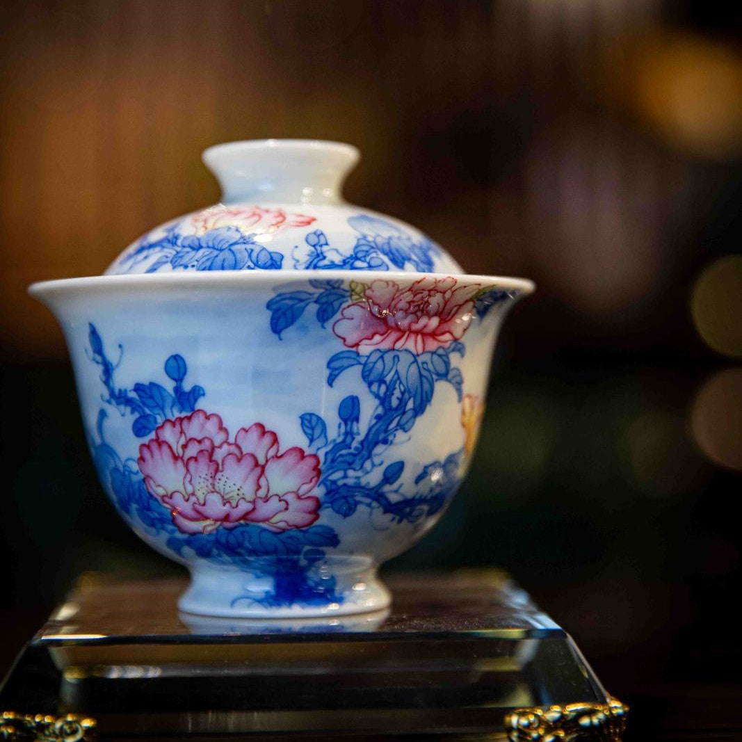 Mu Dan Hua - Jing De Zhen Porcelain Gaiwan zycschina