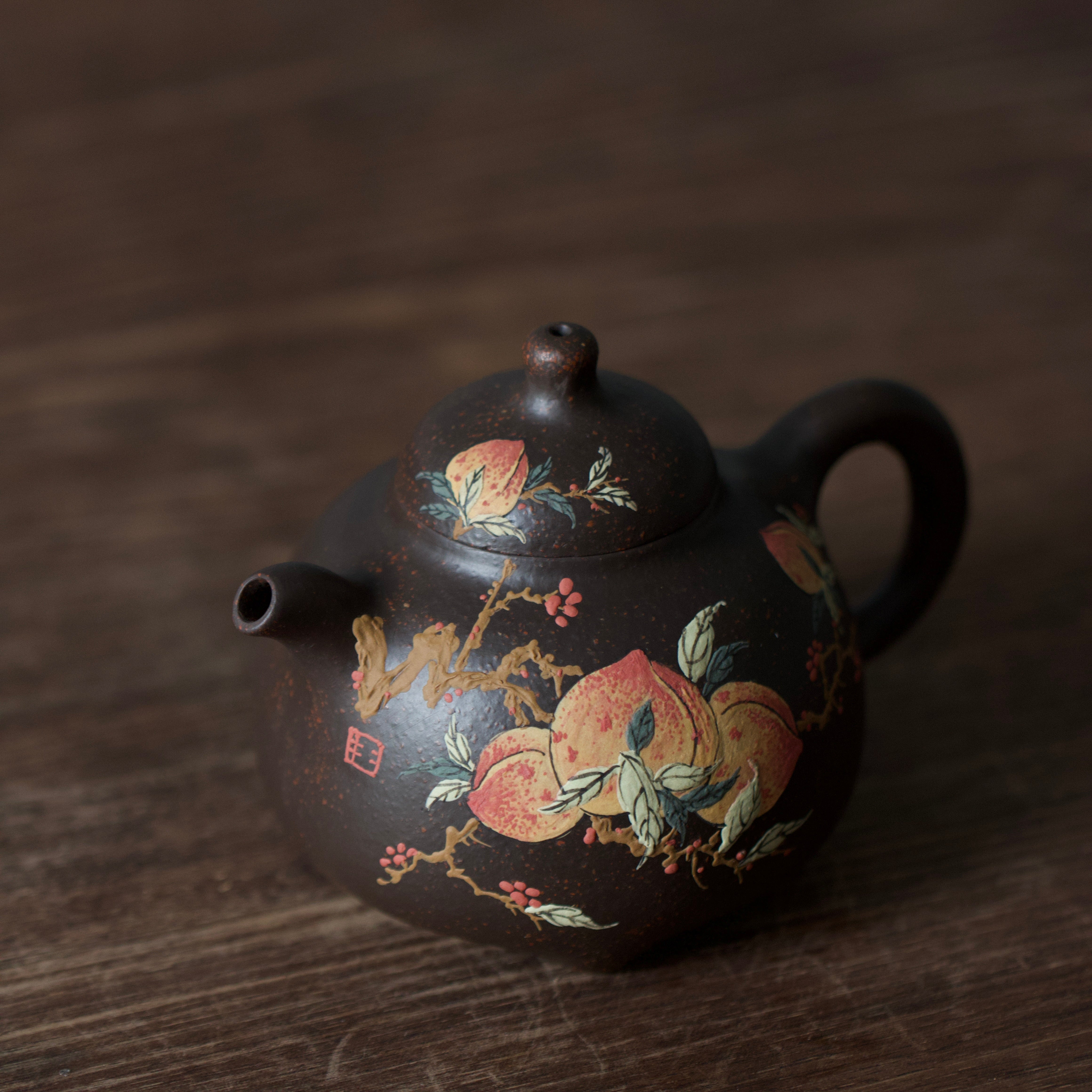 San Zu Ru Ding 125cc - Yixing Handmade Teapot.