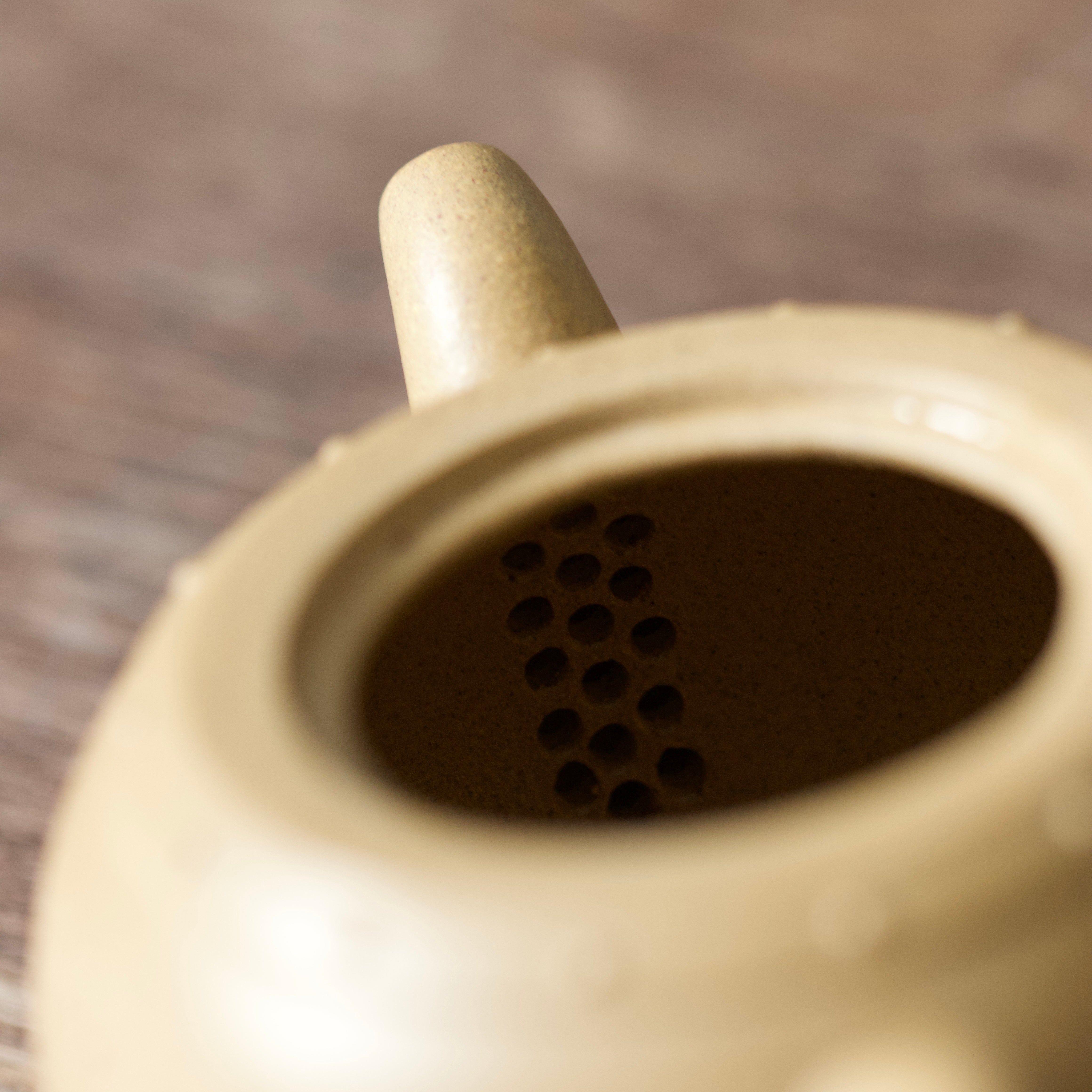 Tai Ji Gu 200cc - Yixing Handmade Teapot.