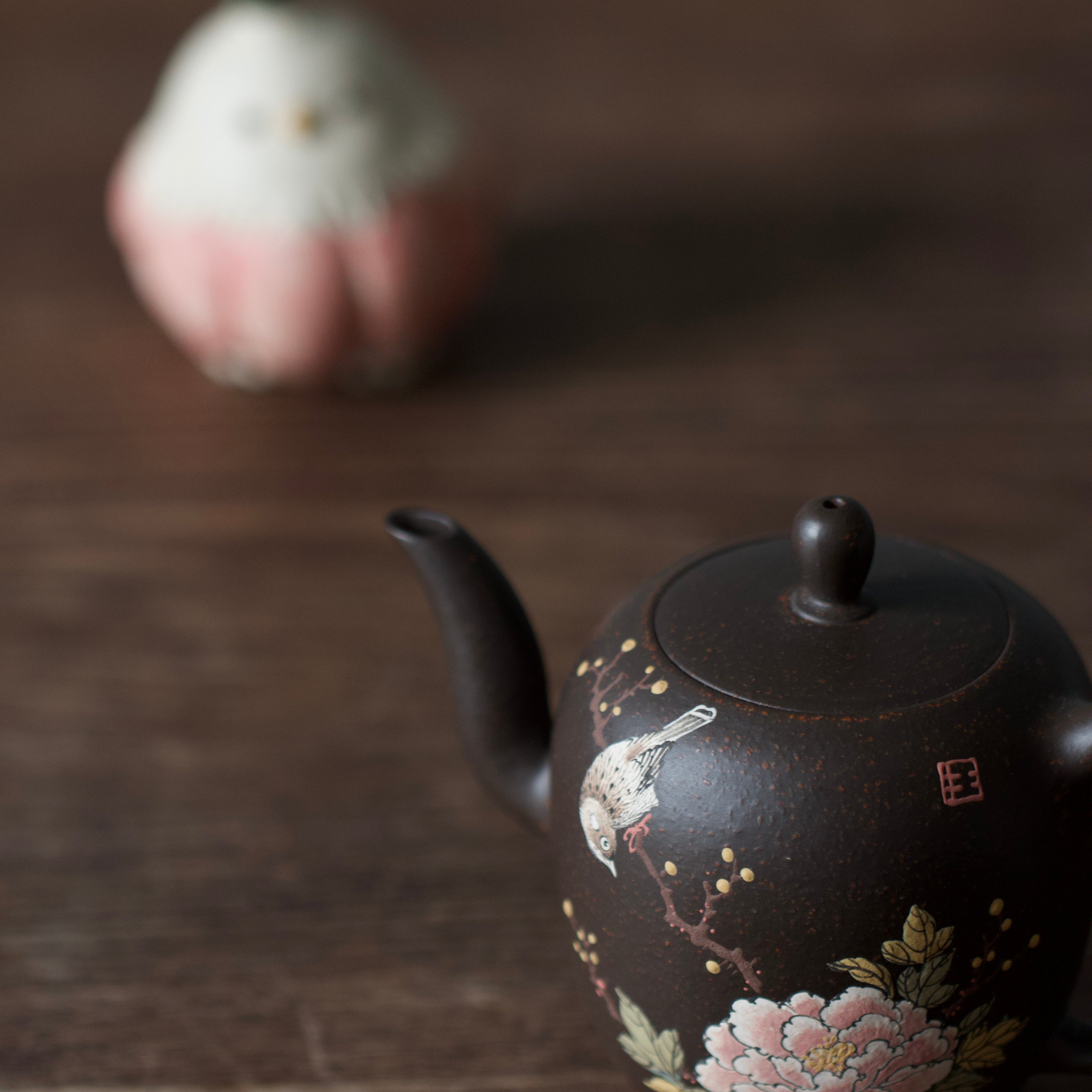 Hua Jian Cui Niao 175cc - Yixing Handmade Teapot.