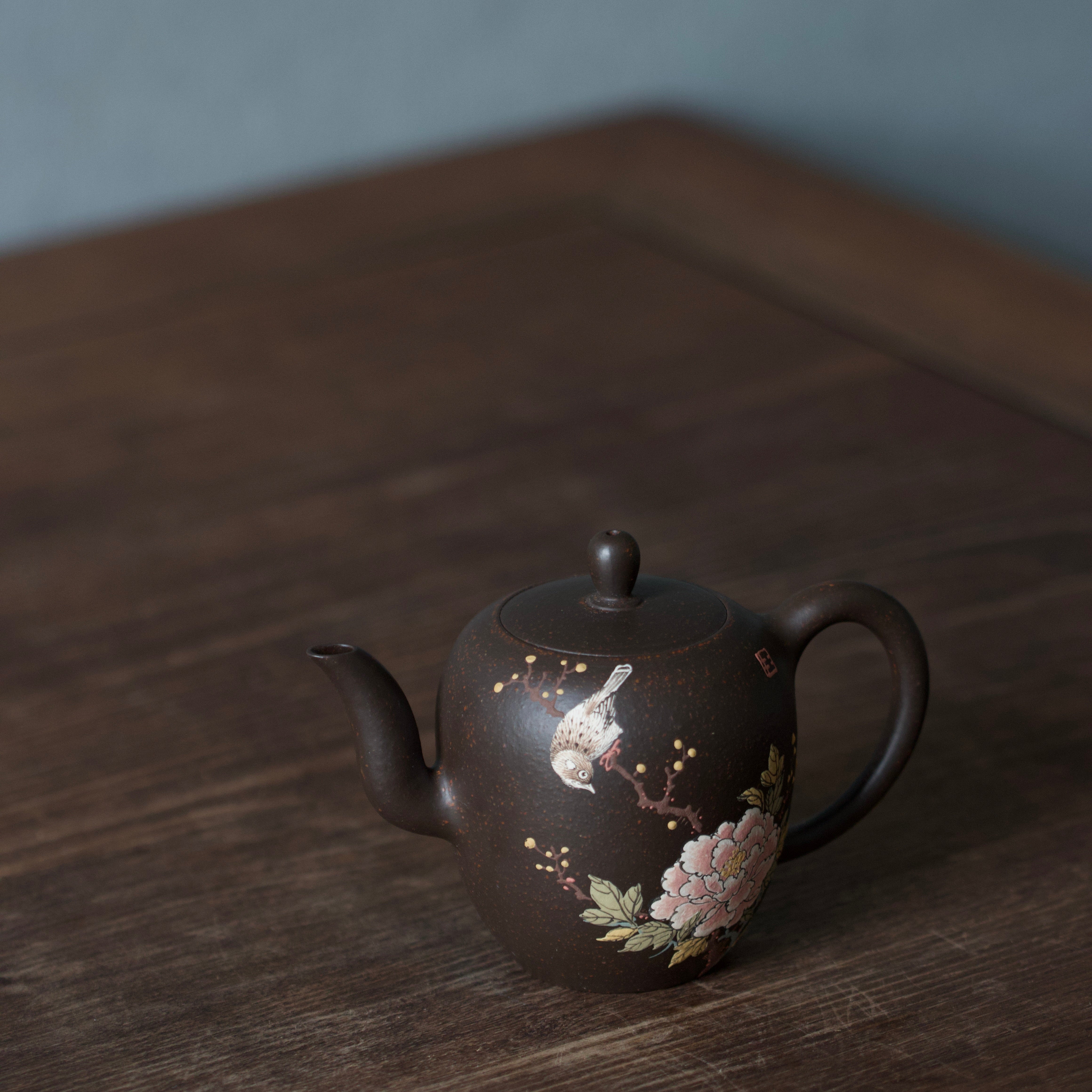 Hua Jian Cui Niao 175cc - Yixing Handmade Teapot.