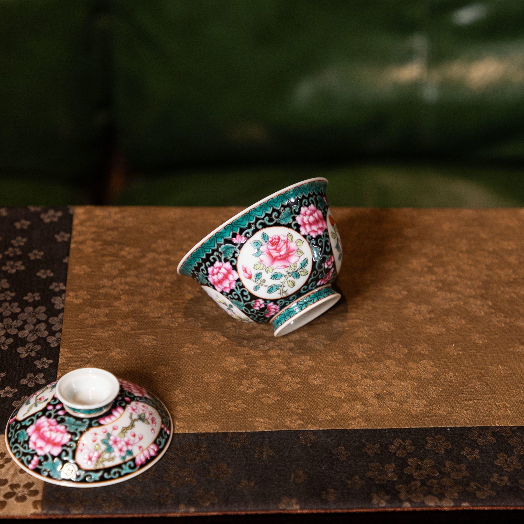 Hua Hui 90cc - Jing De Zhen Porcelain Gaiwan zycschina
