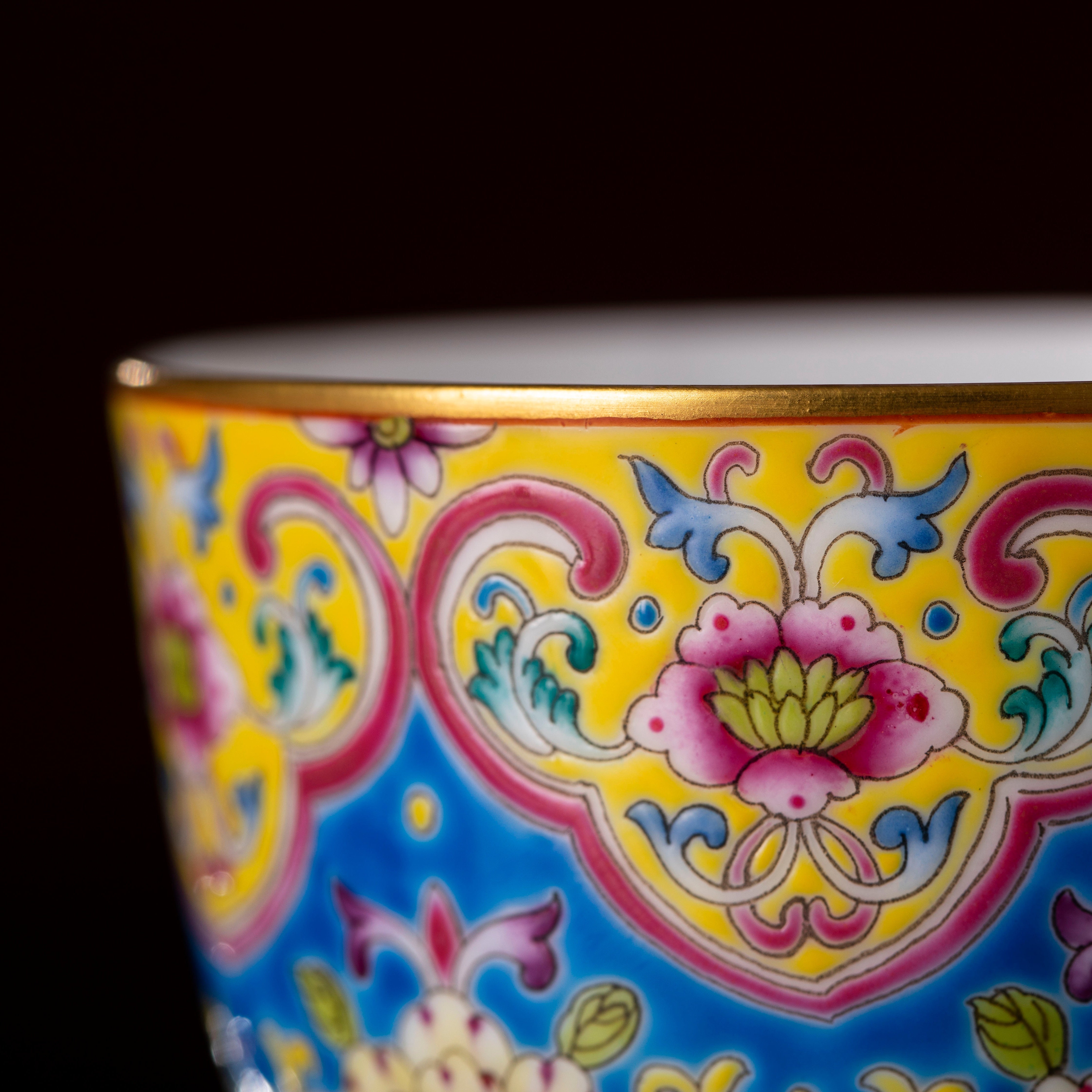 Ru Yi Bao Xiang 120cc - Jing De Zhen Porcelain Teacup zycschina