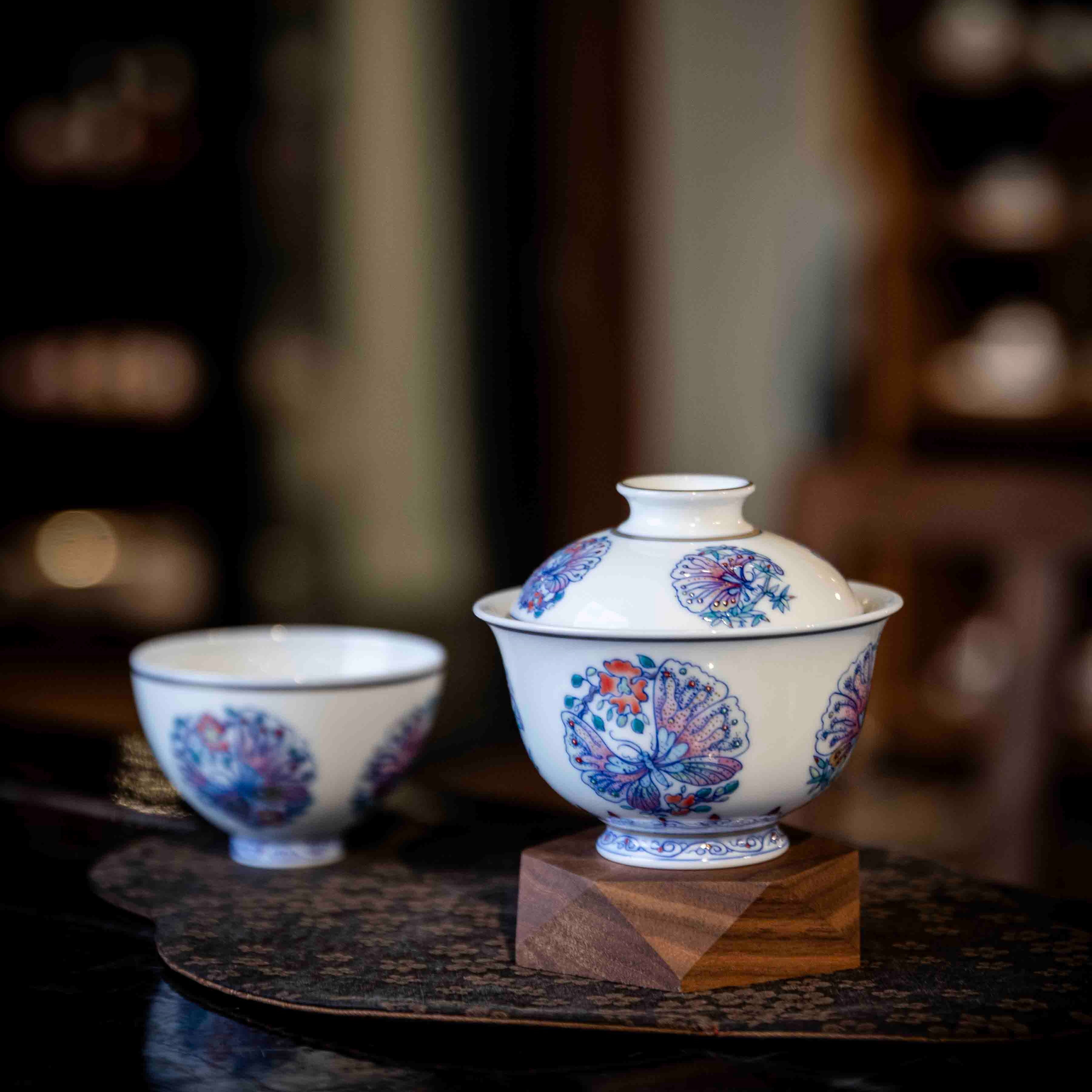 Tuan Hua Die 180cc - Jing De Zhen Porcelain Gaiwan Set zycschina
