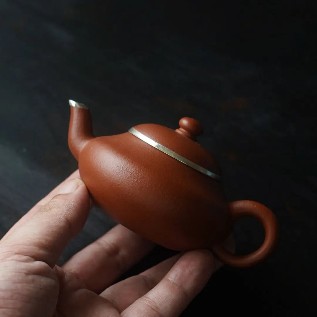 Ai Li 100cc - Yixing Handmade Teapot 江苏宜兴