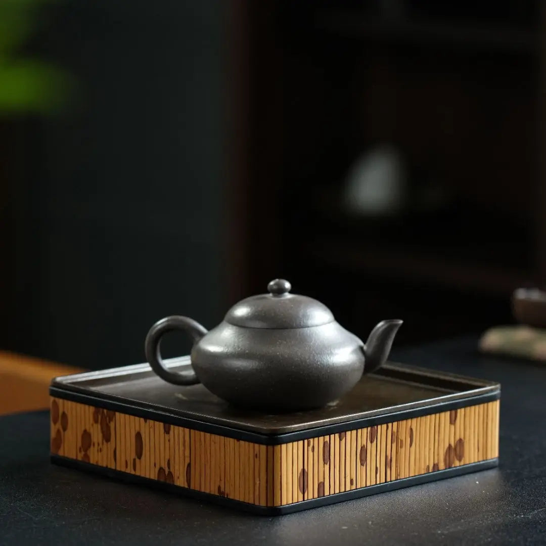 Ai Li 110cc - Yixing Handmade Teapot 江苏宜兴