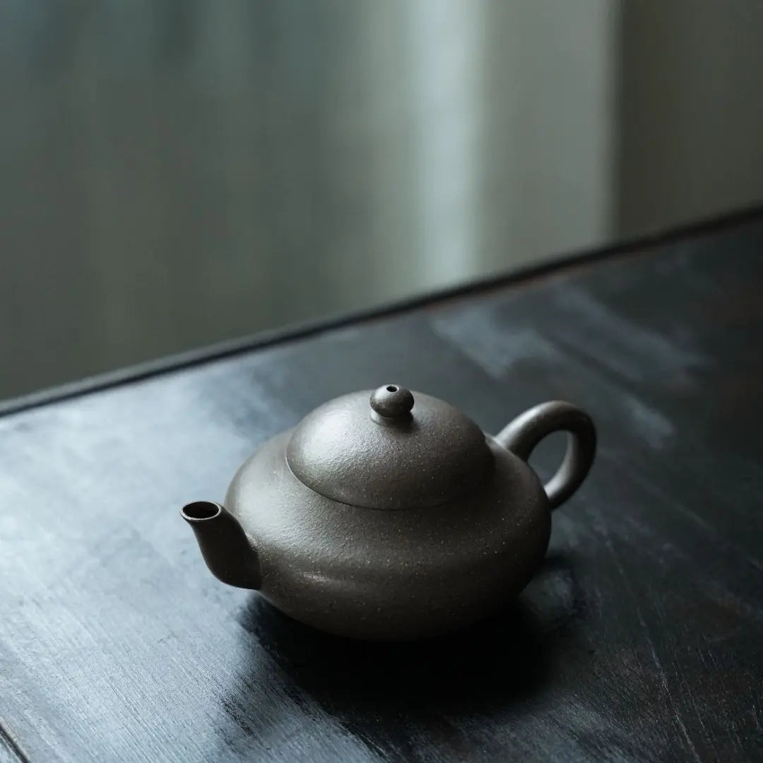 Ai Li 110cc - Yixing Handmade Teapot 江苏宜兴
