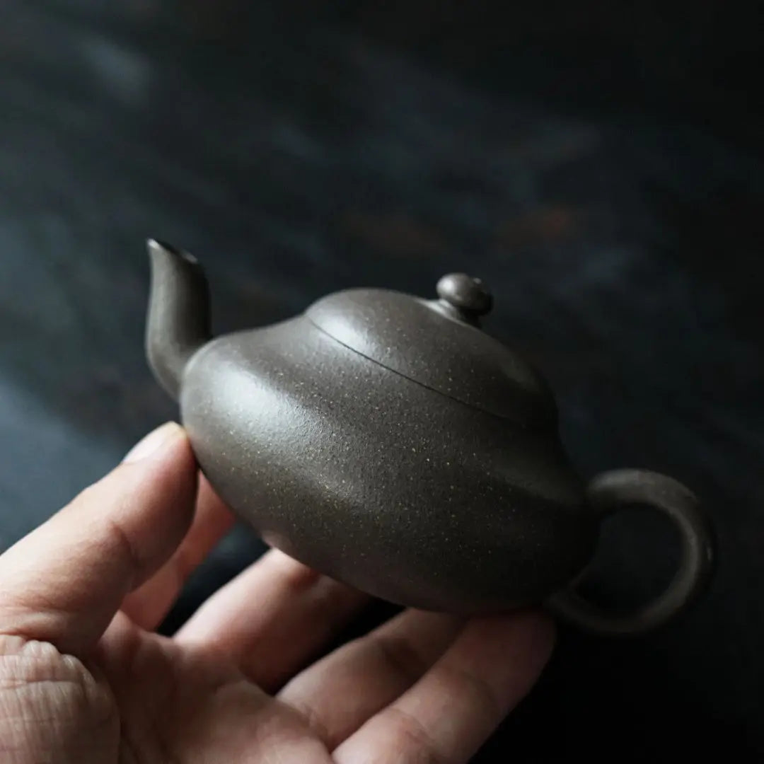 Ai Li 110cc - Yixing Handmade Teapot 江苏宜兴