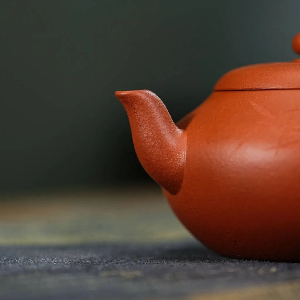 Ai Li 200cc - Yixing Handmade Teapot 江苏宜兴