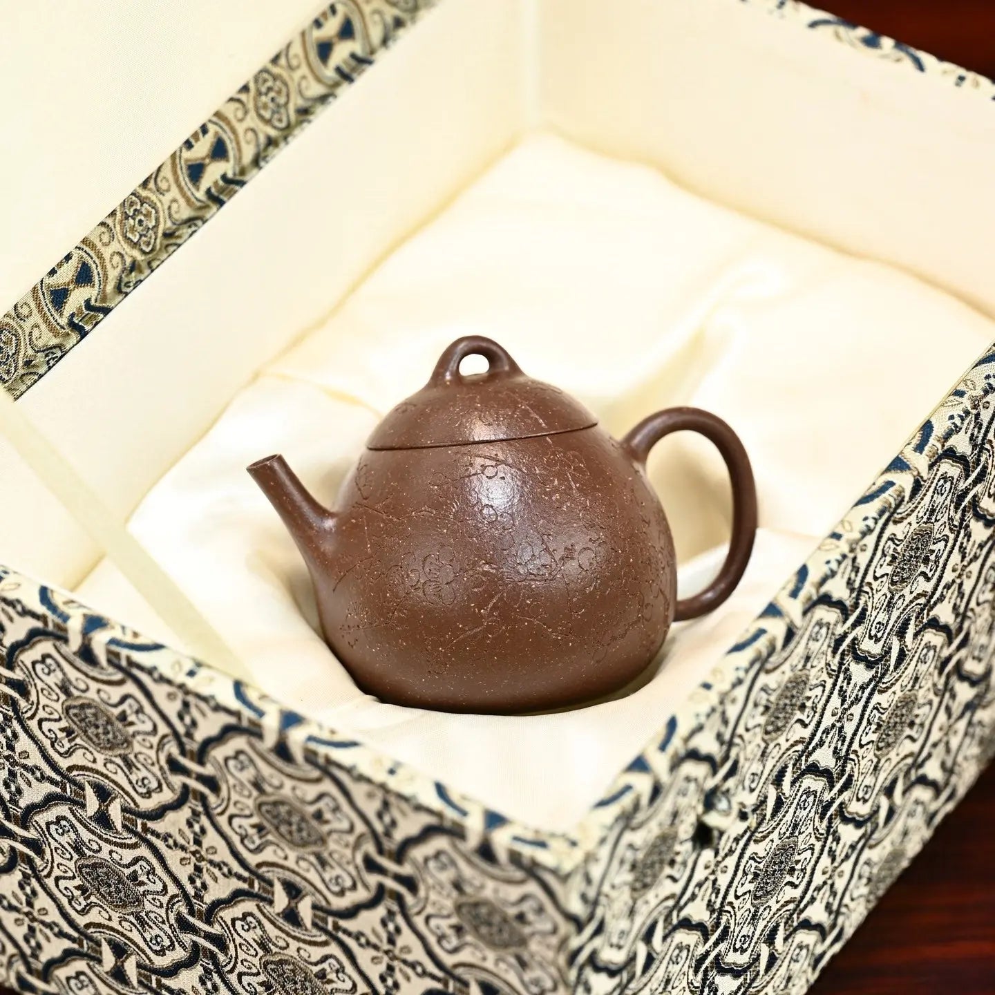 Ai Quan 150cc - Yixing Handmade Teapot 江苏宜兴
