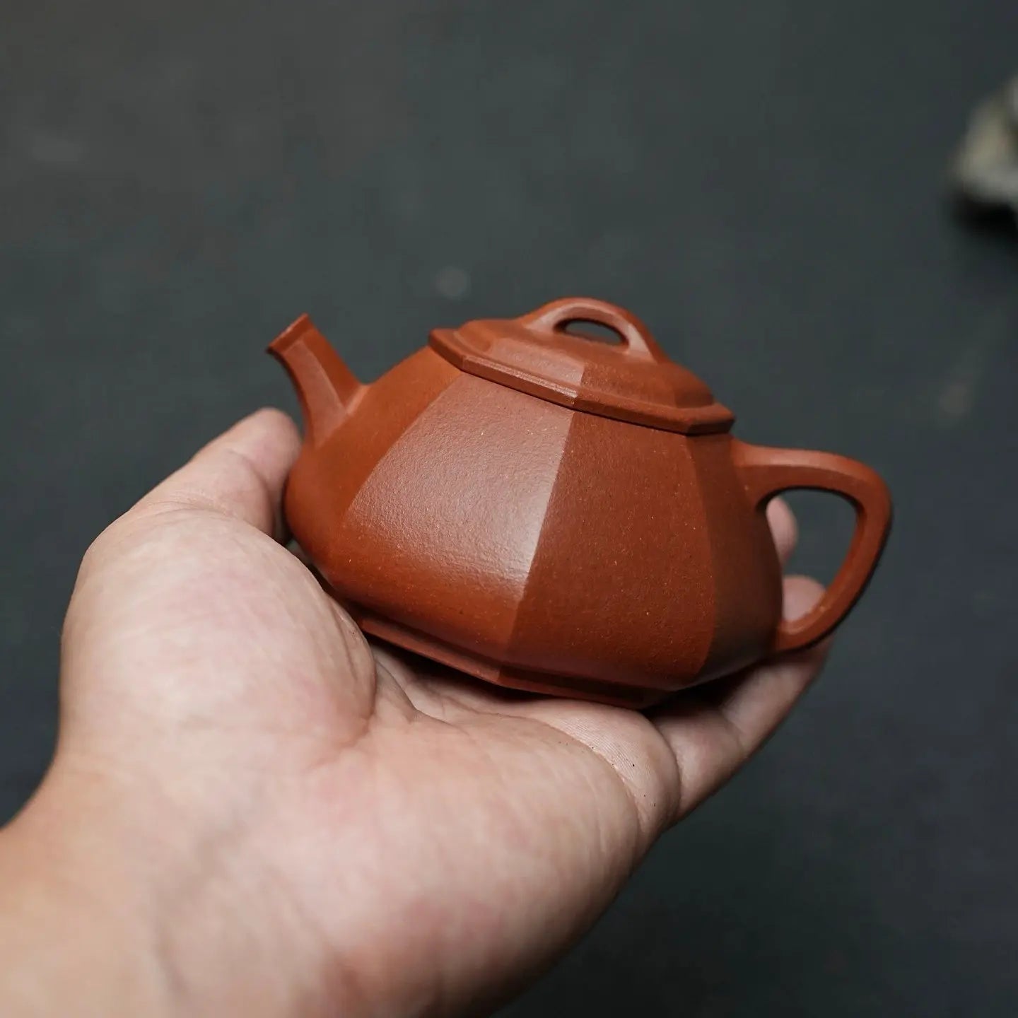 Ba Fang Jing Piao 180cc - Yixing Handmade Teapot 江苏宜兴