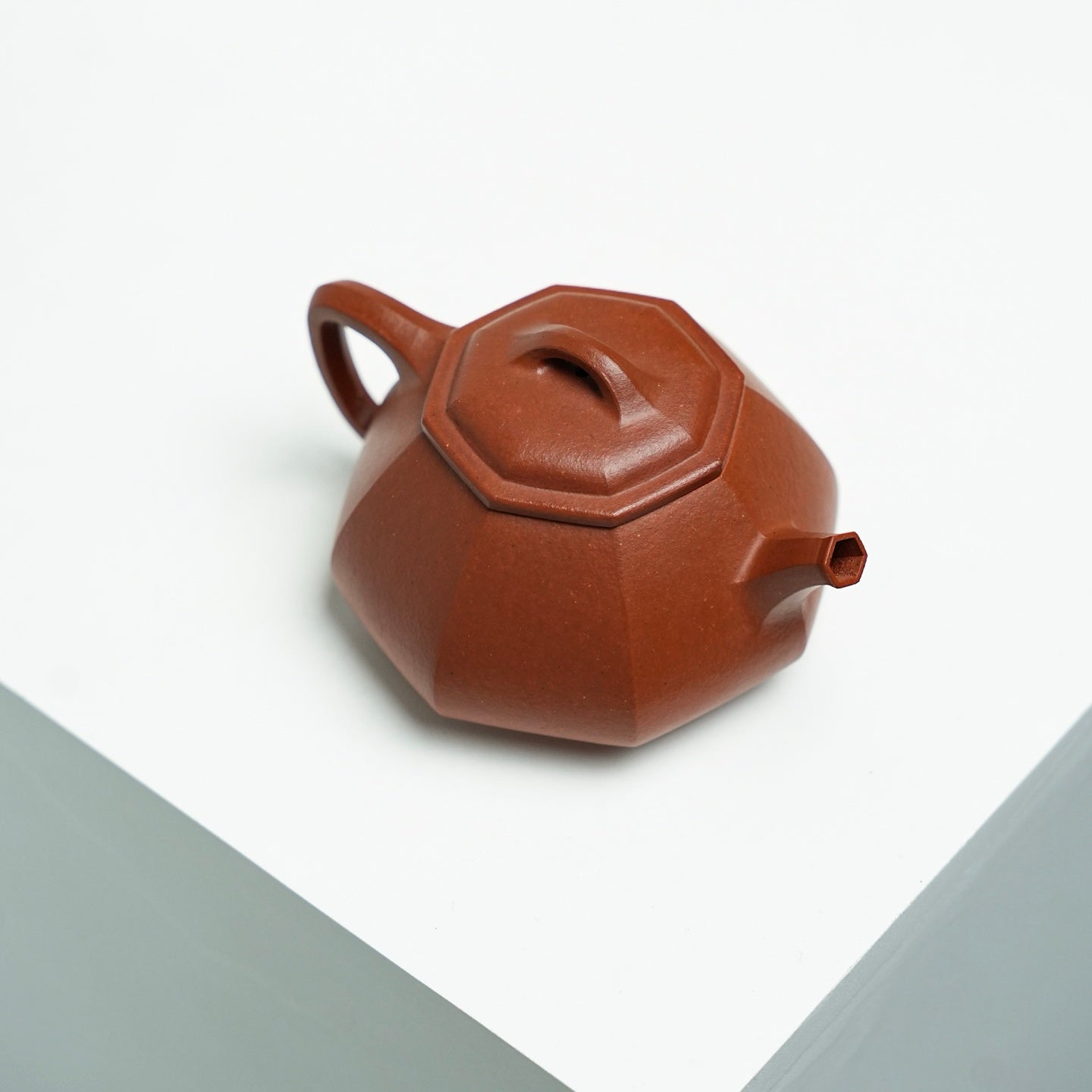 Ba Fang Jing Piao 180cc - Yixing Handmade Teapot 江苏宜兴