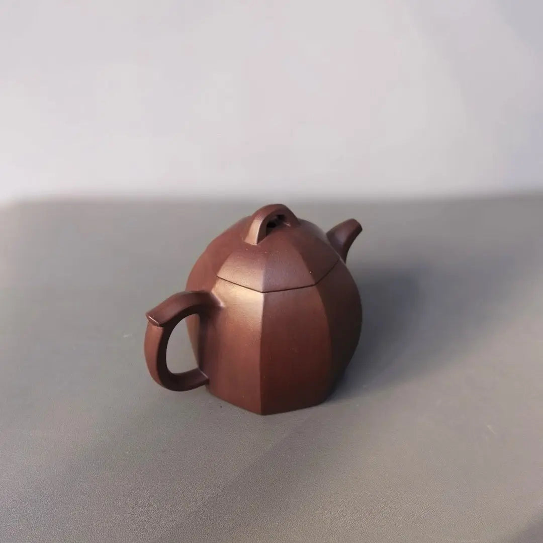 Ba Fang Qin Quan 240cc - Yixing Handmade Teapot 江苏宜兴