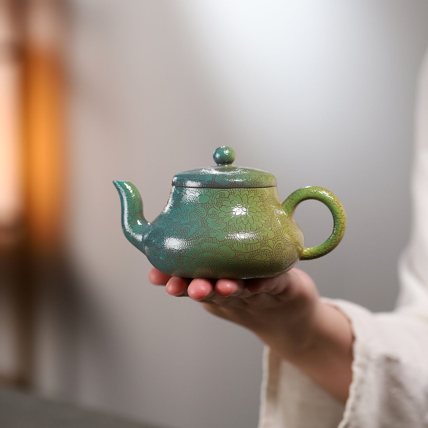 Ba Hua Jun De 220cc - Yixing Handmade Teapot 江苏宜兴