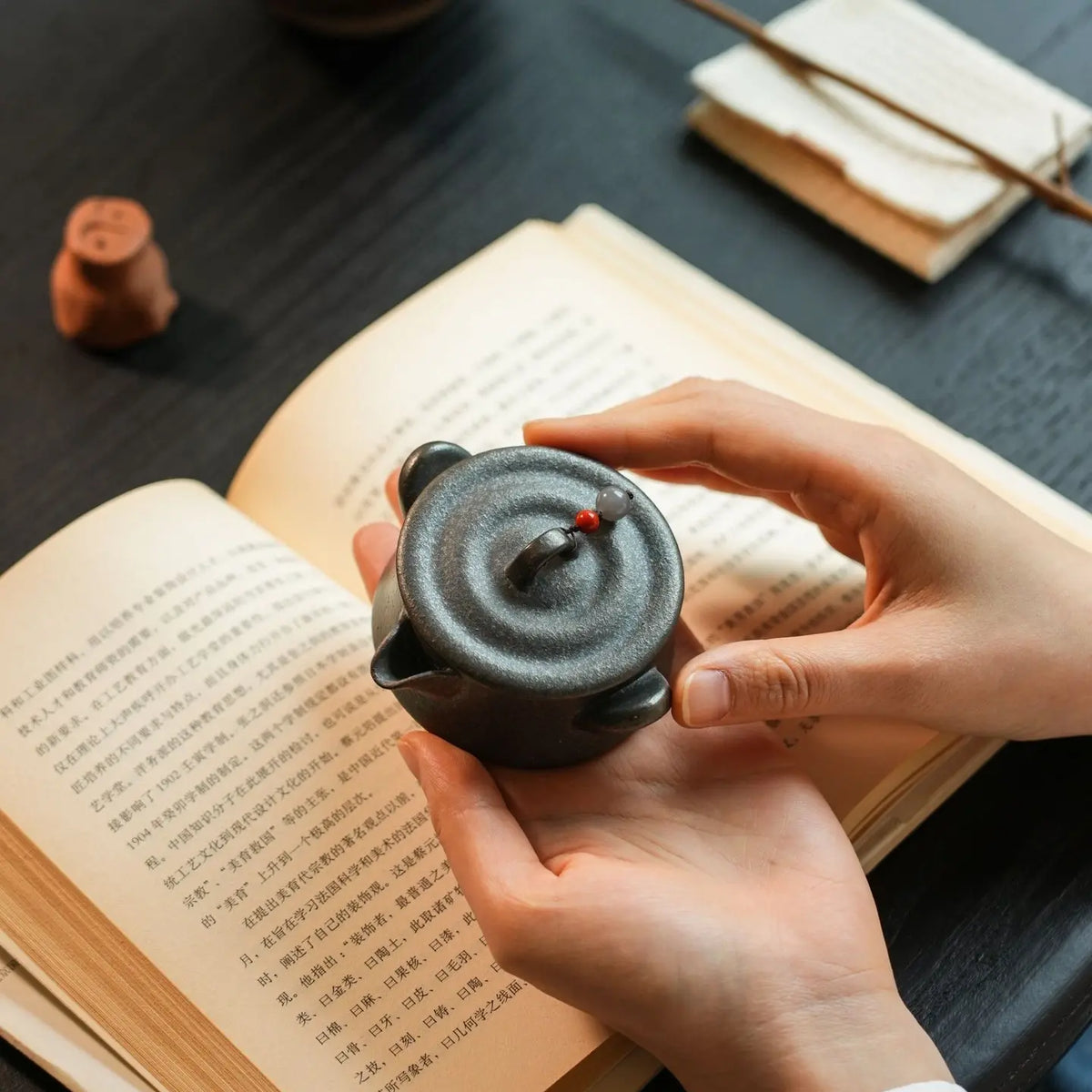 Bao Ping 60cc - Yixing Handmade Teapot 江苏宜兴