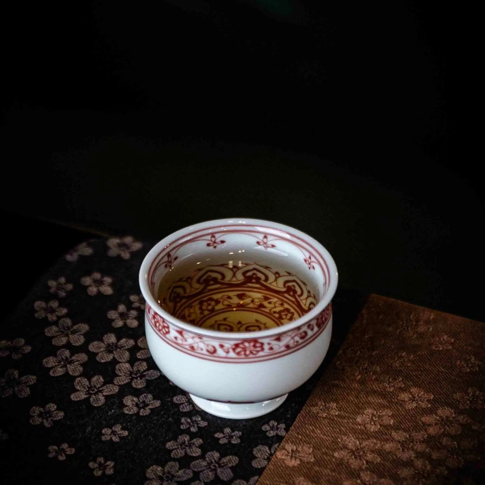 Bao Xiang 100cc - Jing De Zhen Porcelain Gaiwan zycschina