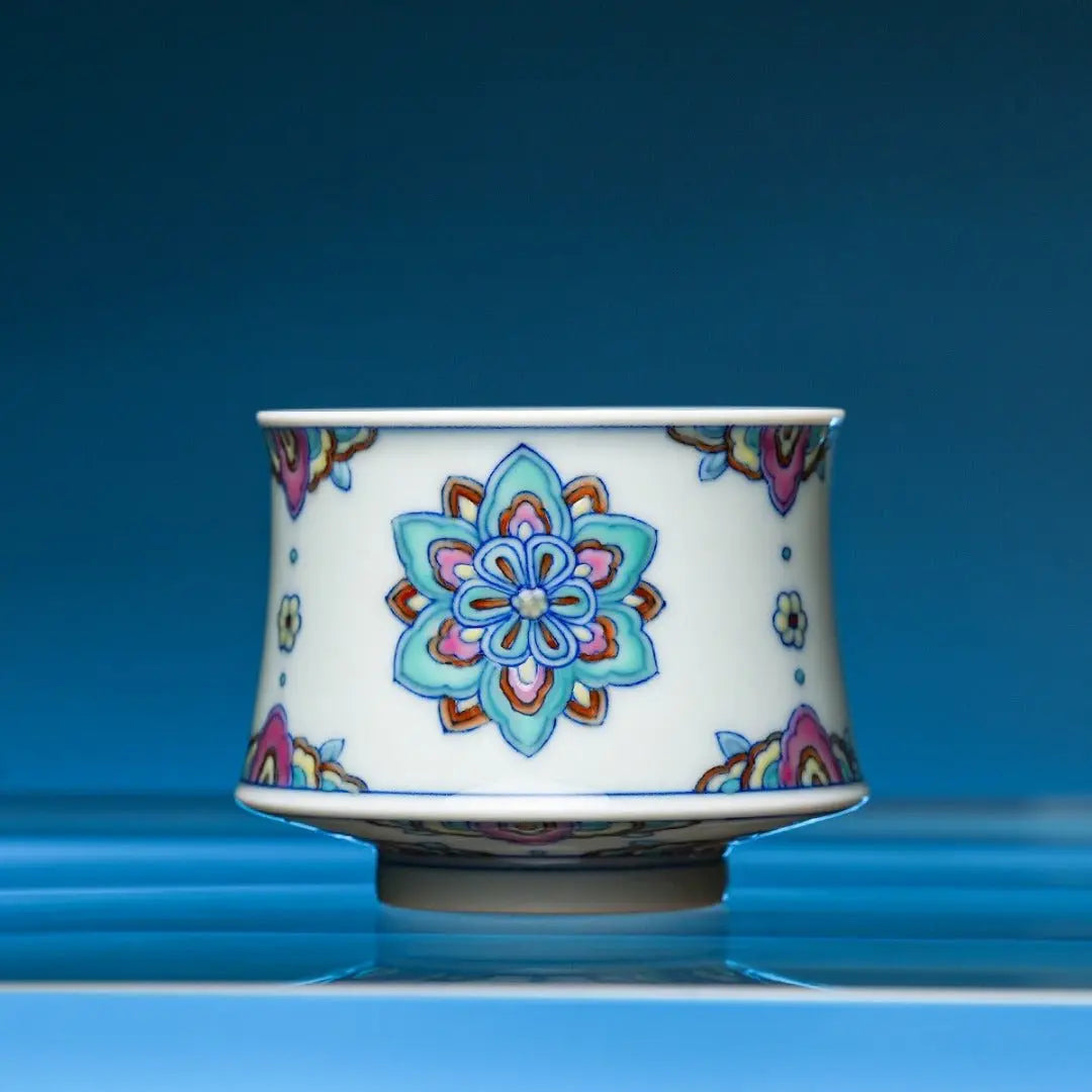 Bao Xiang Hua 135cc - Jing De Zhen Porcelain Gaiwan zycschina